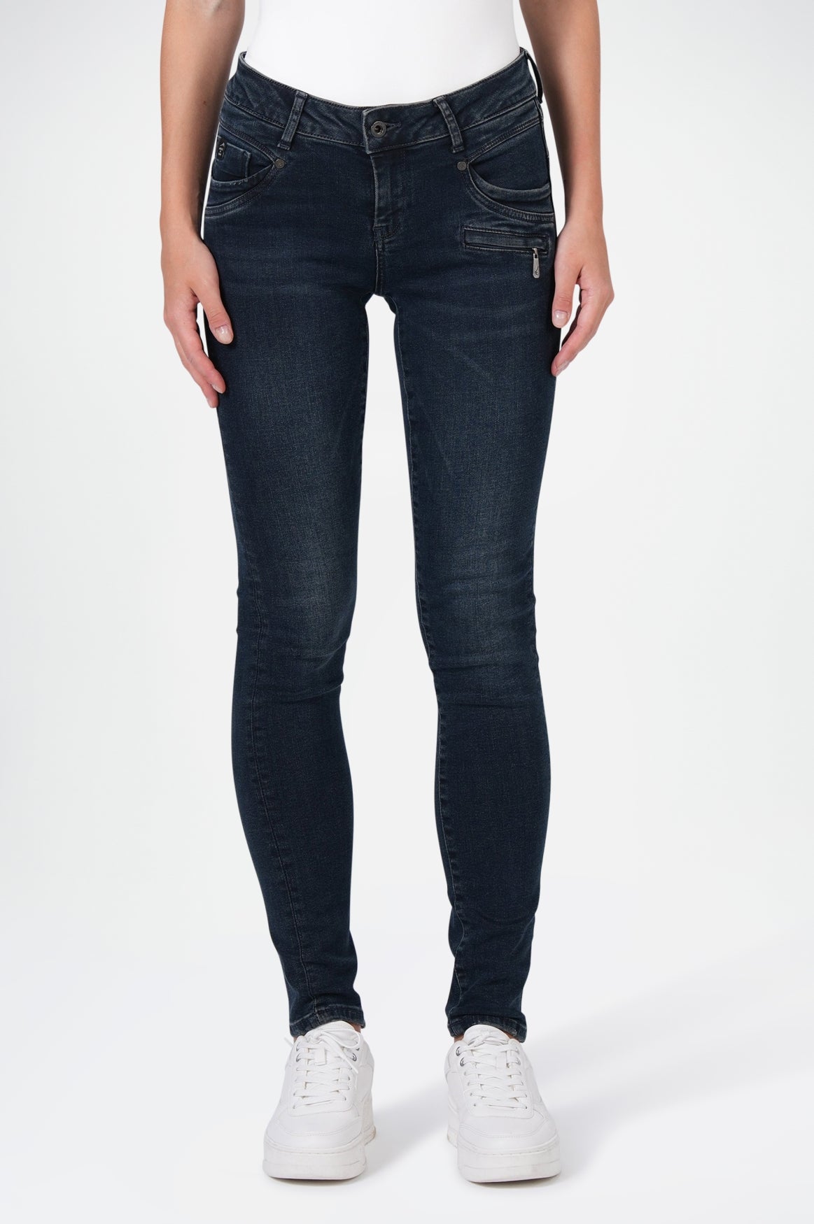 Suzy Skinny Fit | Slip Blue Black