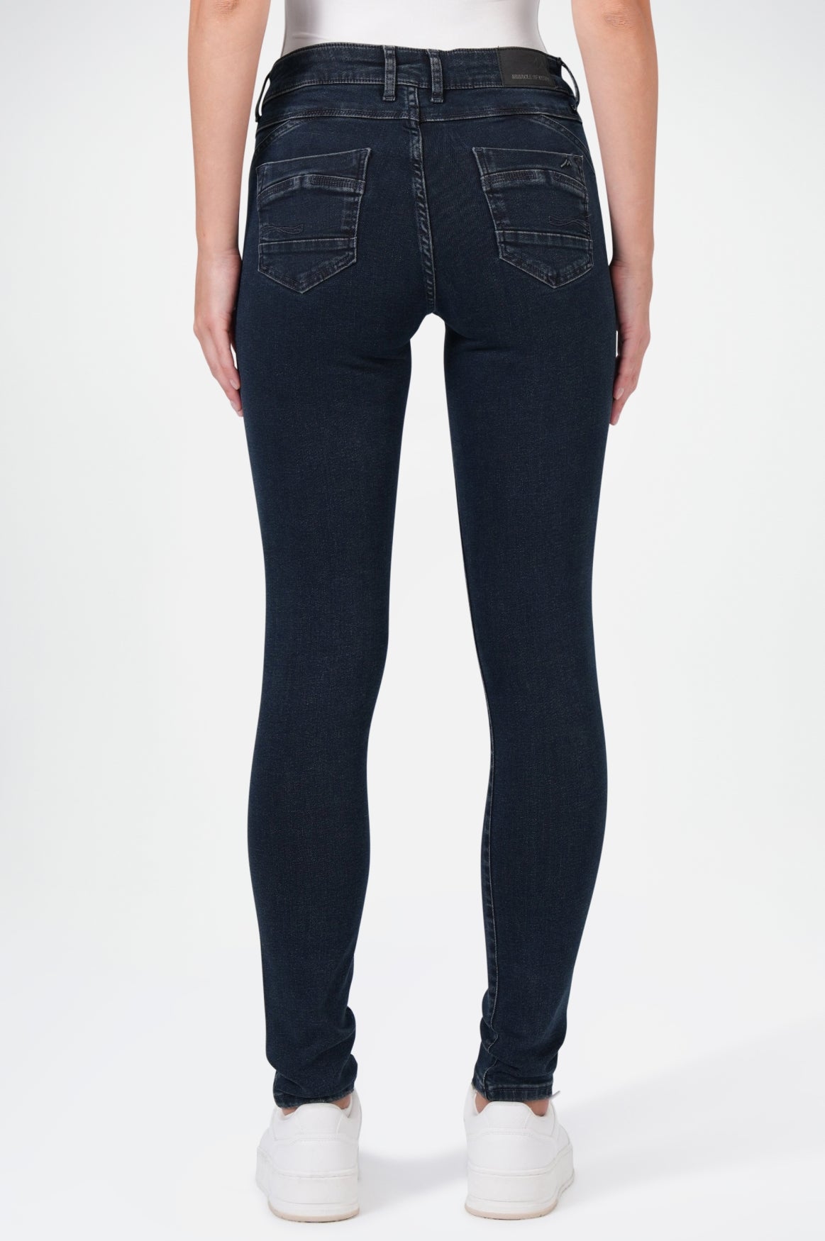 Suzy Skinny Fit | Slip Blue Black