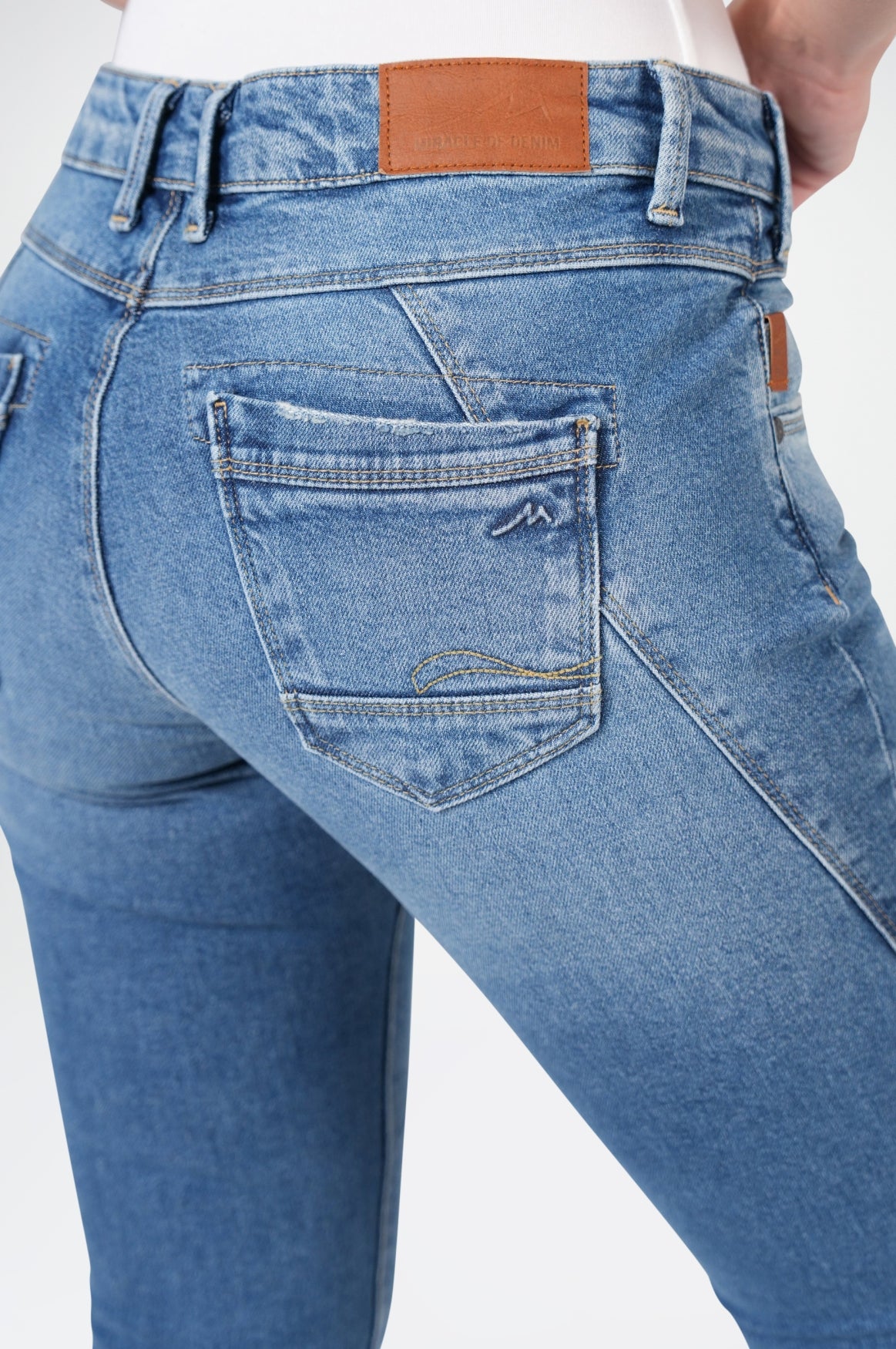 Rea Regular Fit | Spy Blue