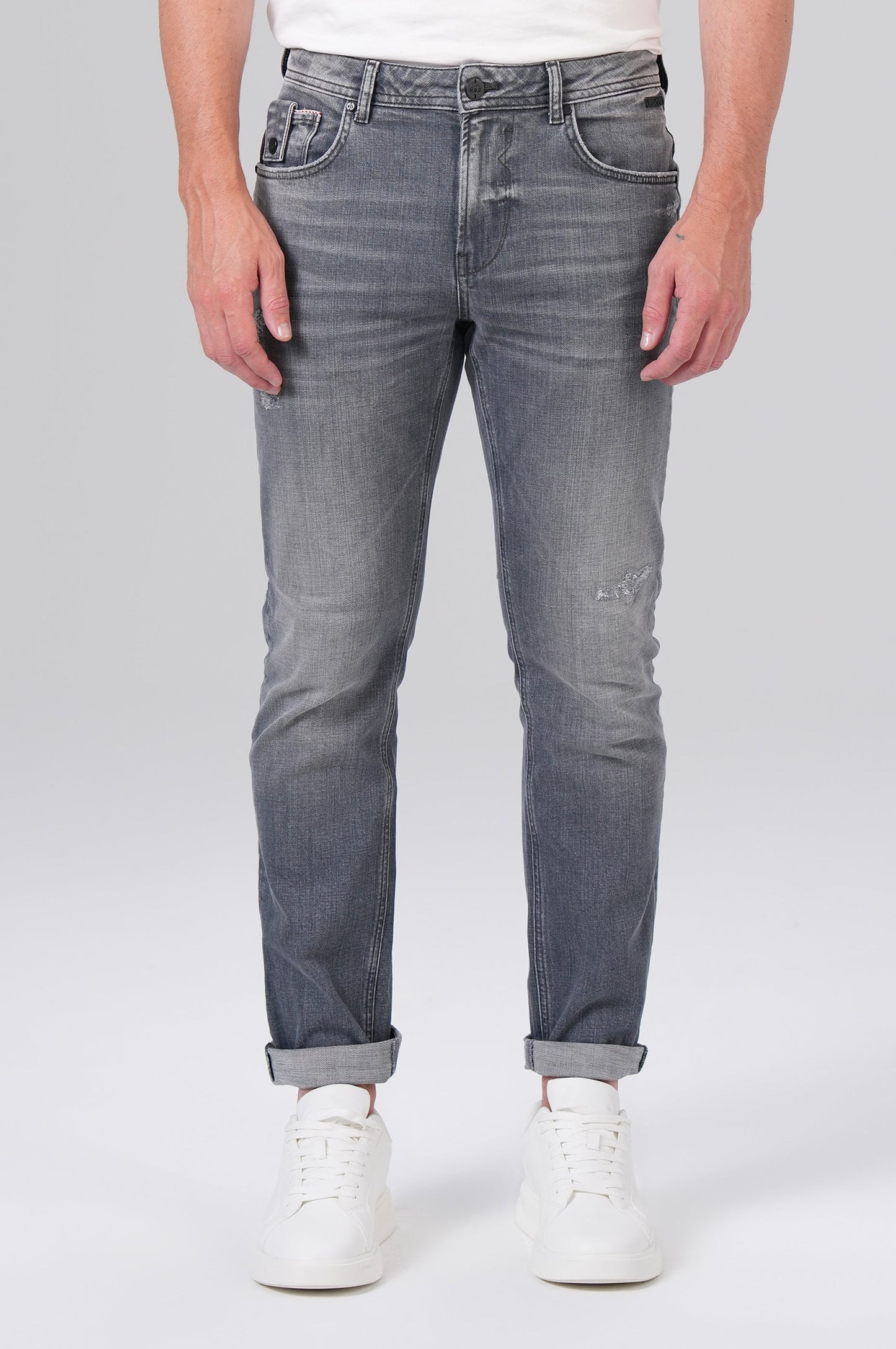 Ricardo Regular | Clever Grey