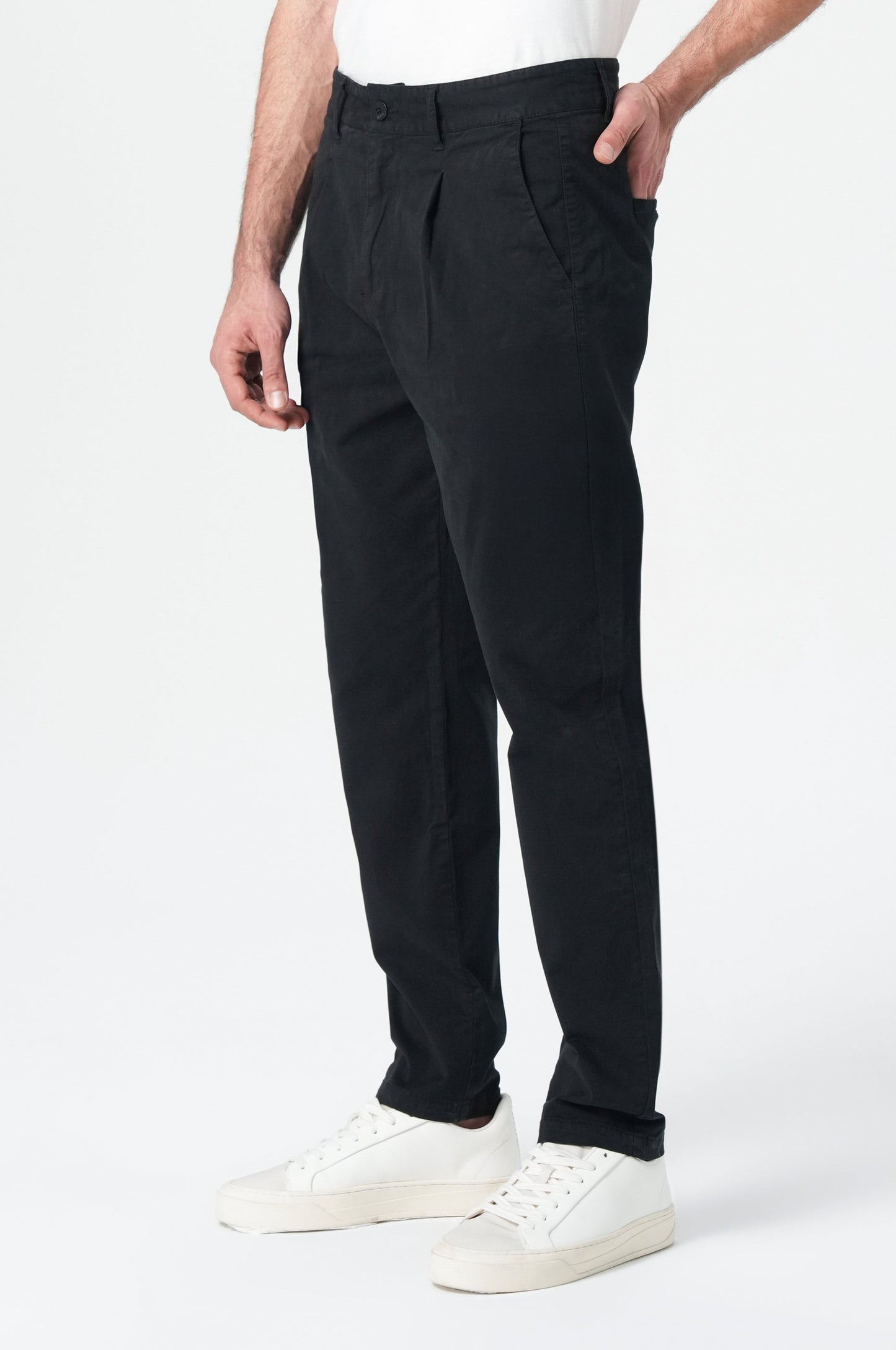 Heiko Chino | Black