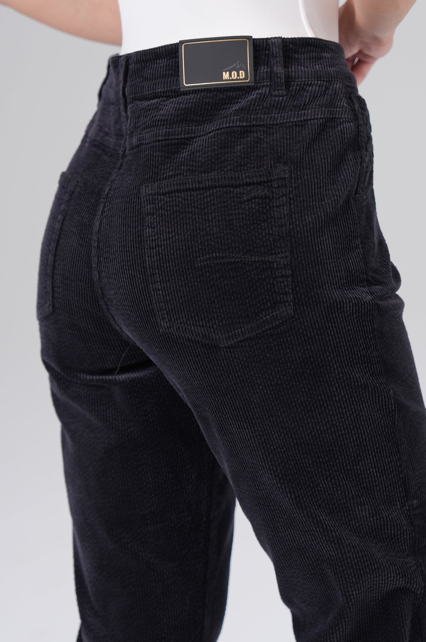 Coco Chino | Black Cord