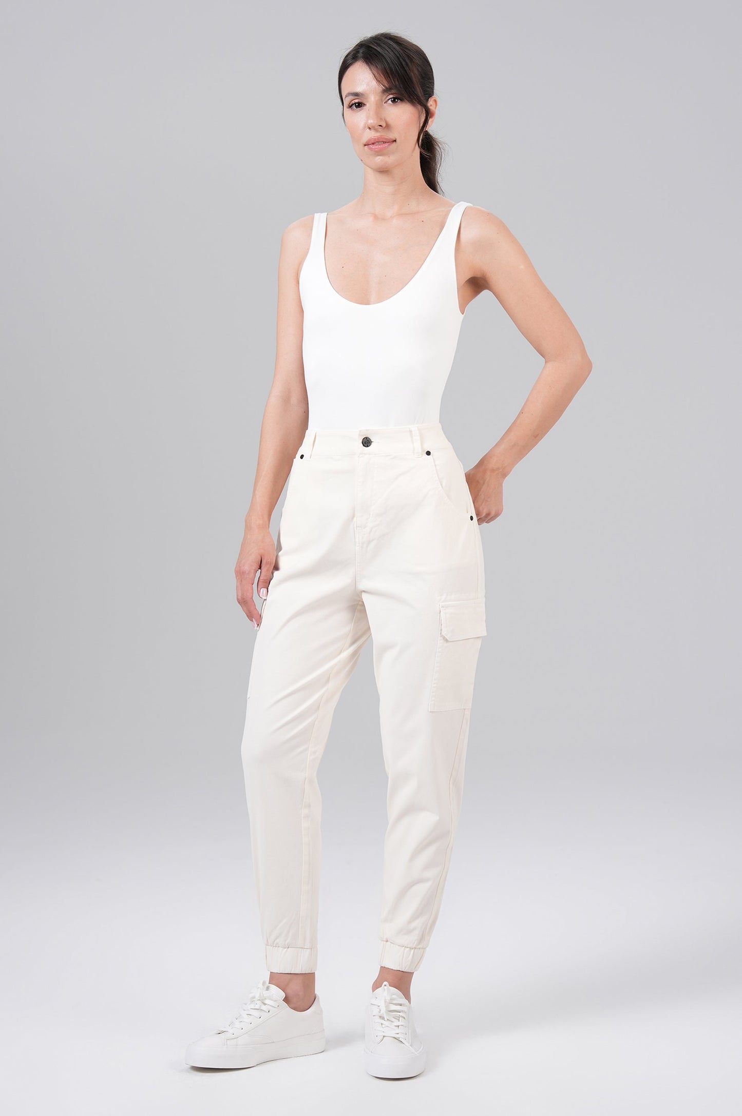 Coco Cargo | Chalk
