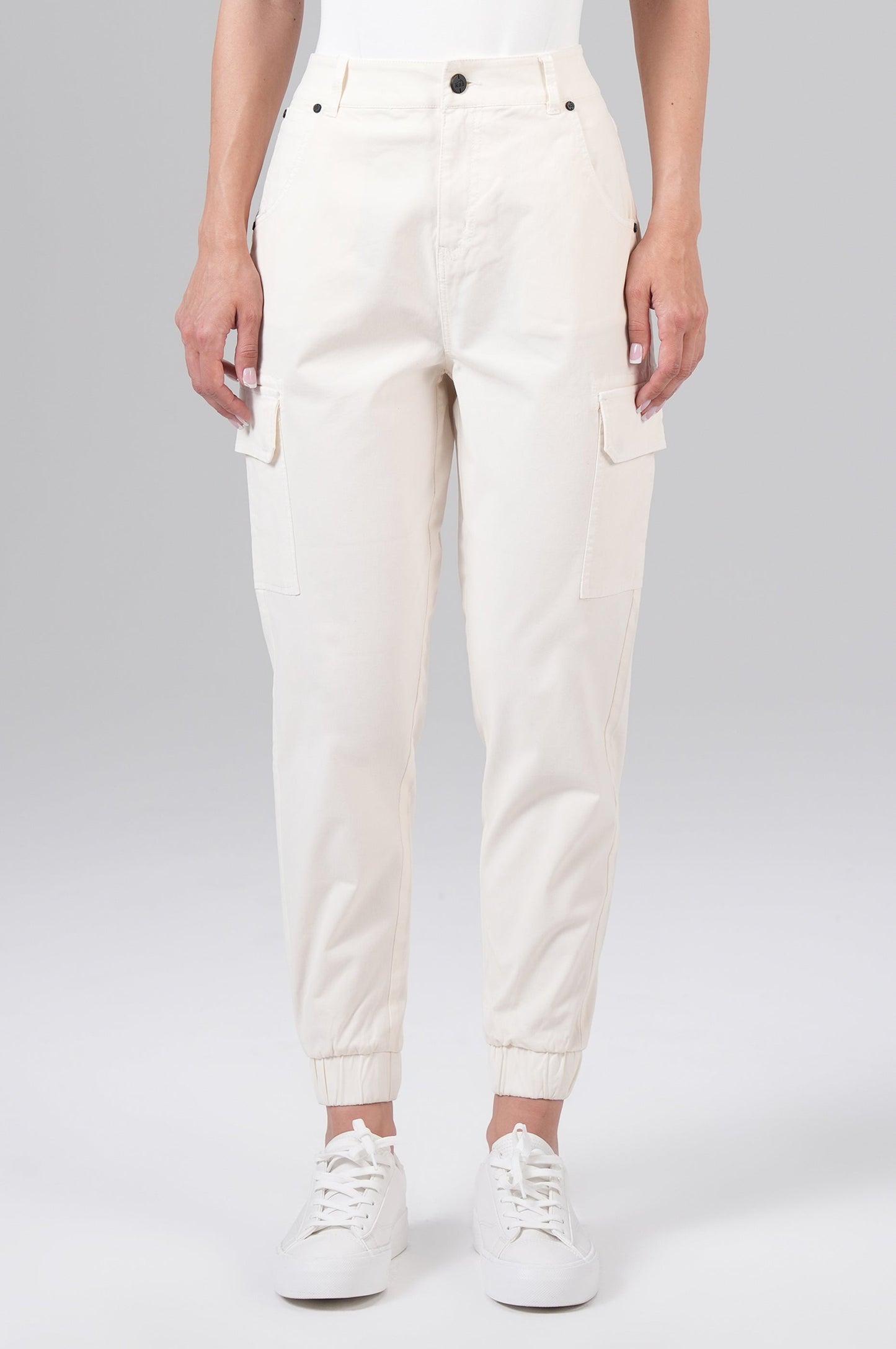 Coco Cargo | Chalk