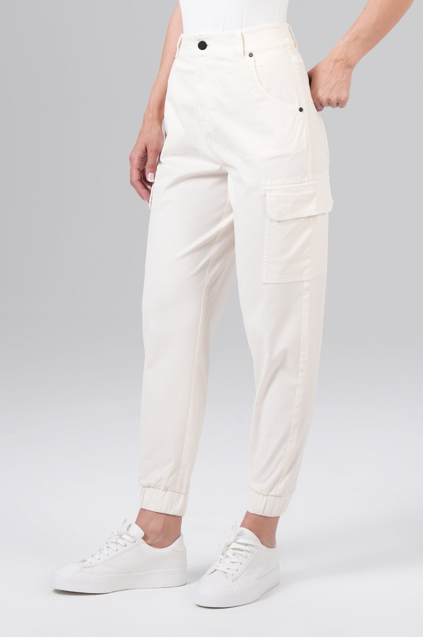 Coco Cargo | Chalk