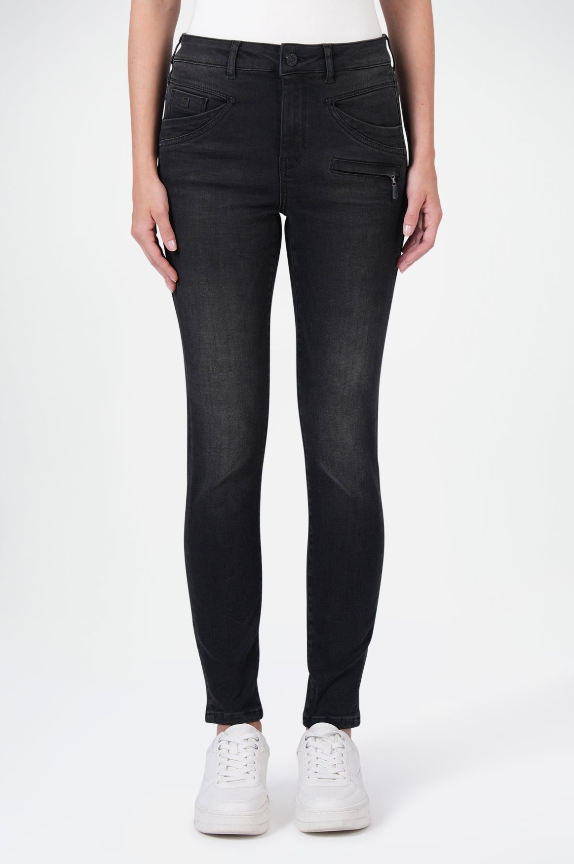 Suzy Skinny Fit | Candy Black