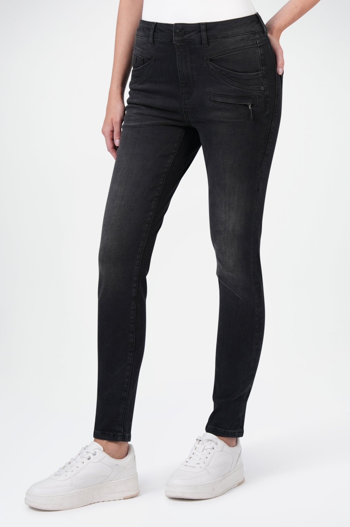 Suzy Skinny Fit | Candy Black