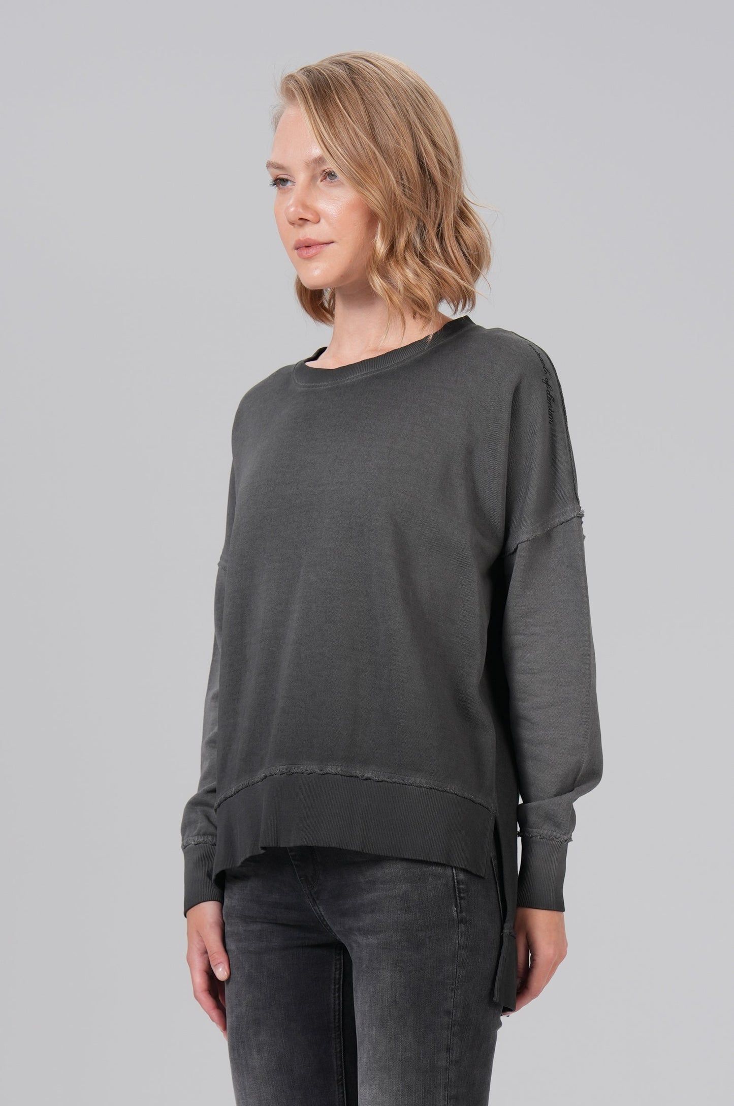 Basic Sweatshirt | Iron Grey