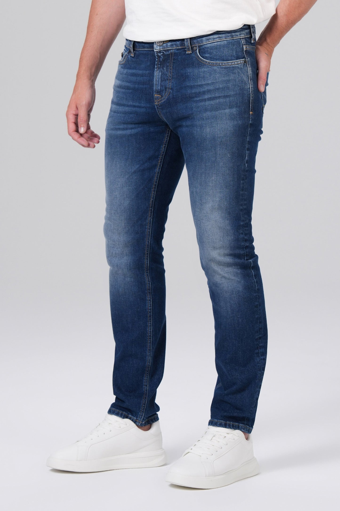 Cornell Regular | Mid Blue