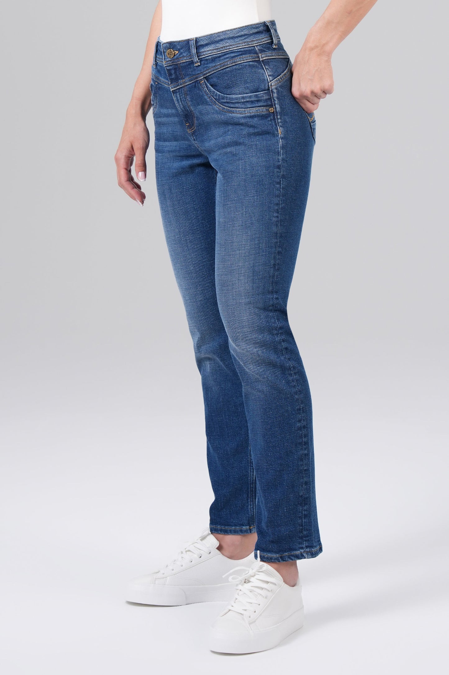 Rea High Regular Fit | Mid Blue