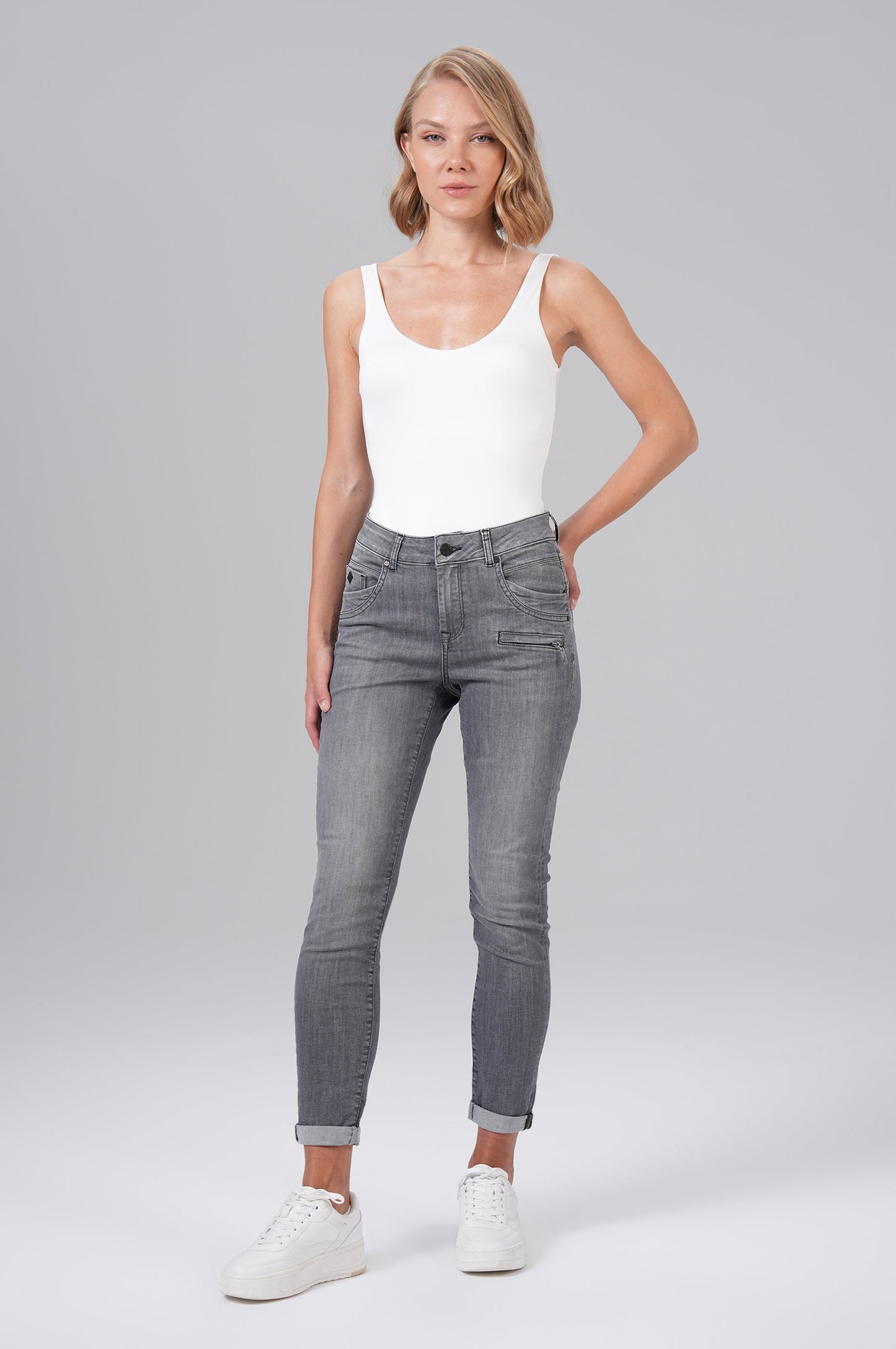Suzy Skinny Fit | Grey