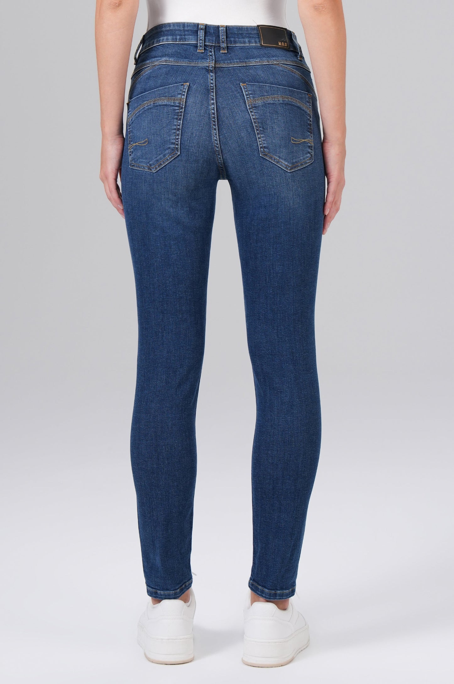 Suzy Skinny Fit | Mid Blue