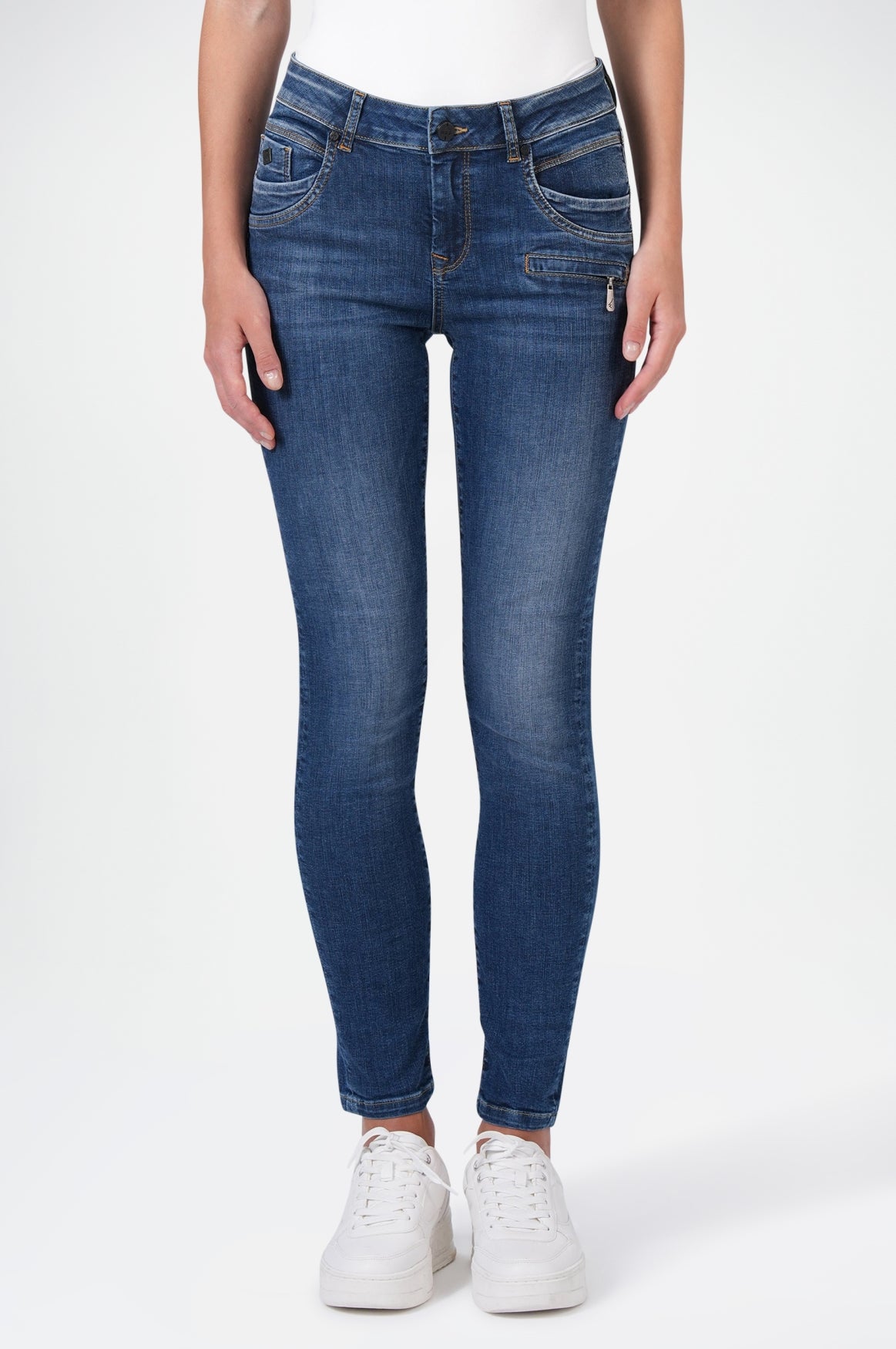 Suzy Skinny Fit | Mid Blue