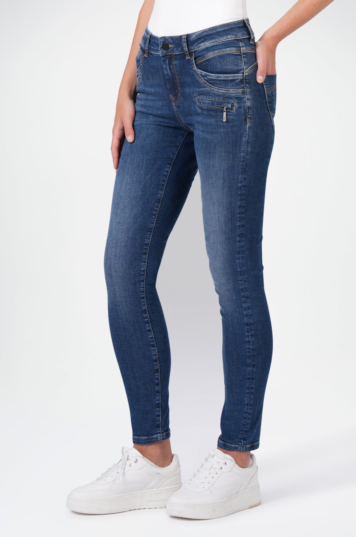 Suzy Skinny Fit | Mid Blue