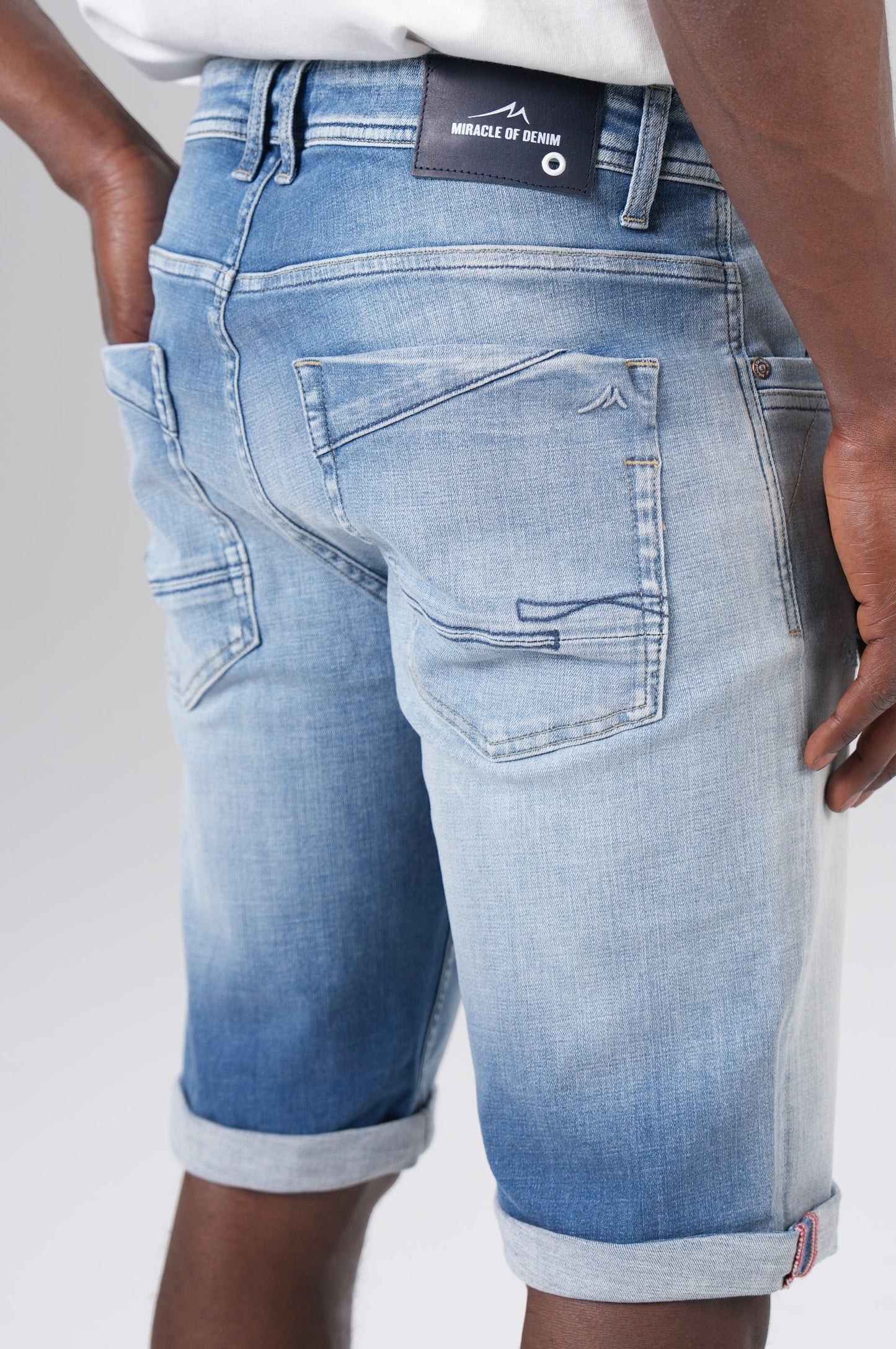 Thommy Shorts | Animal Blue