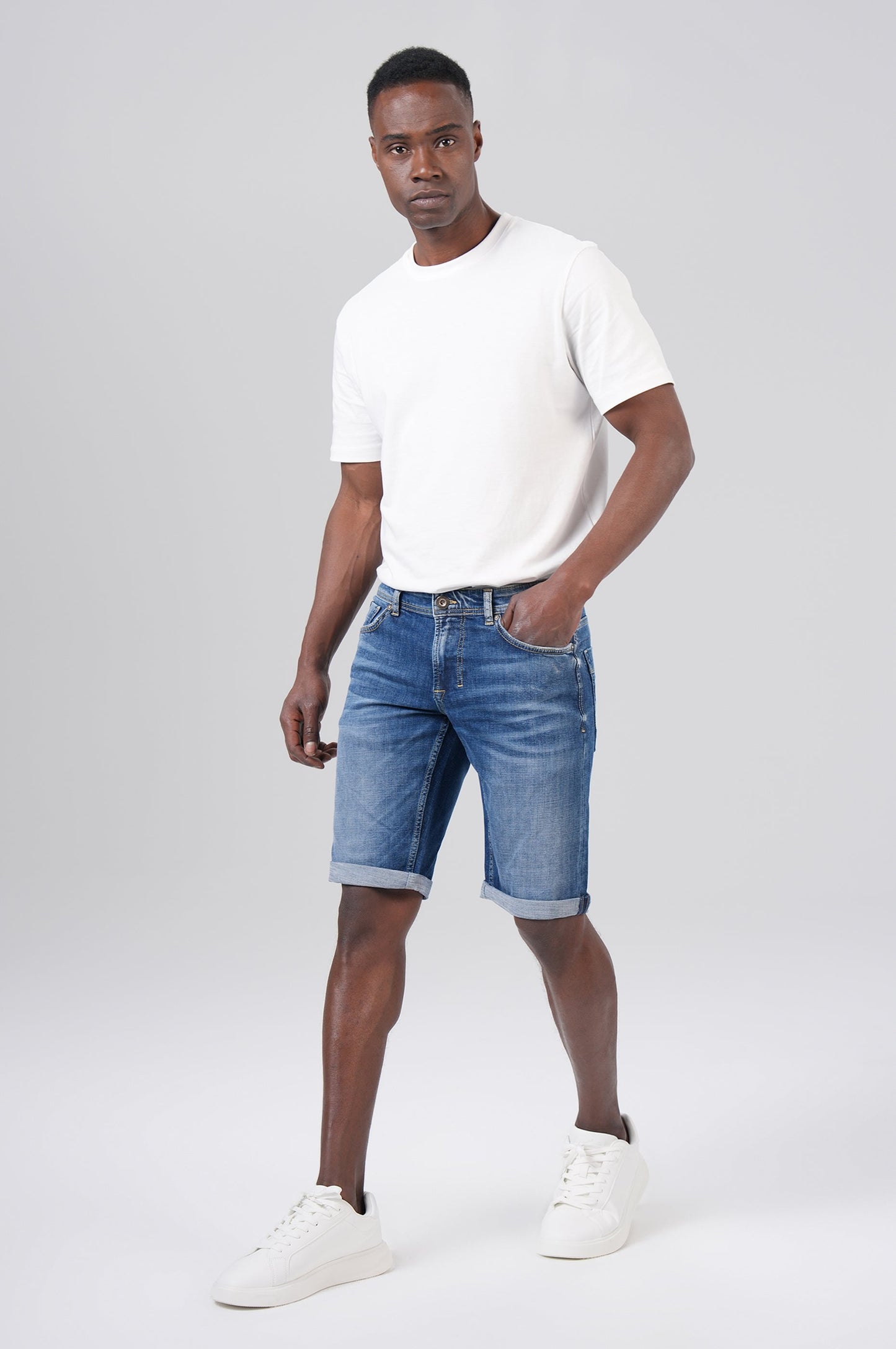 Thomas Shorts | Alien Blue