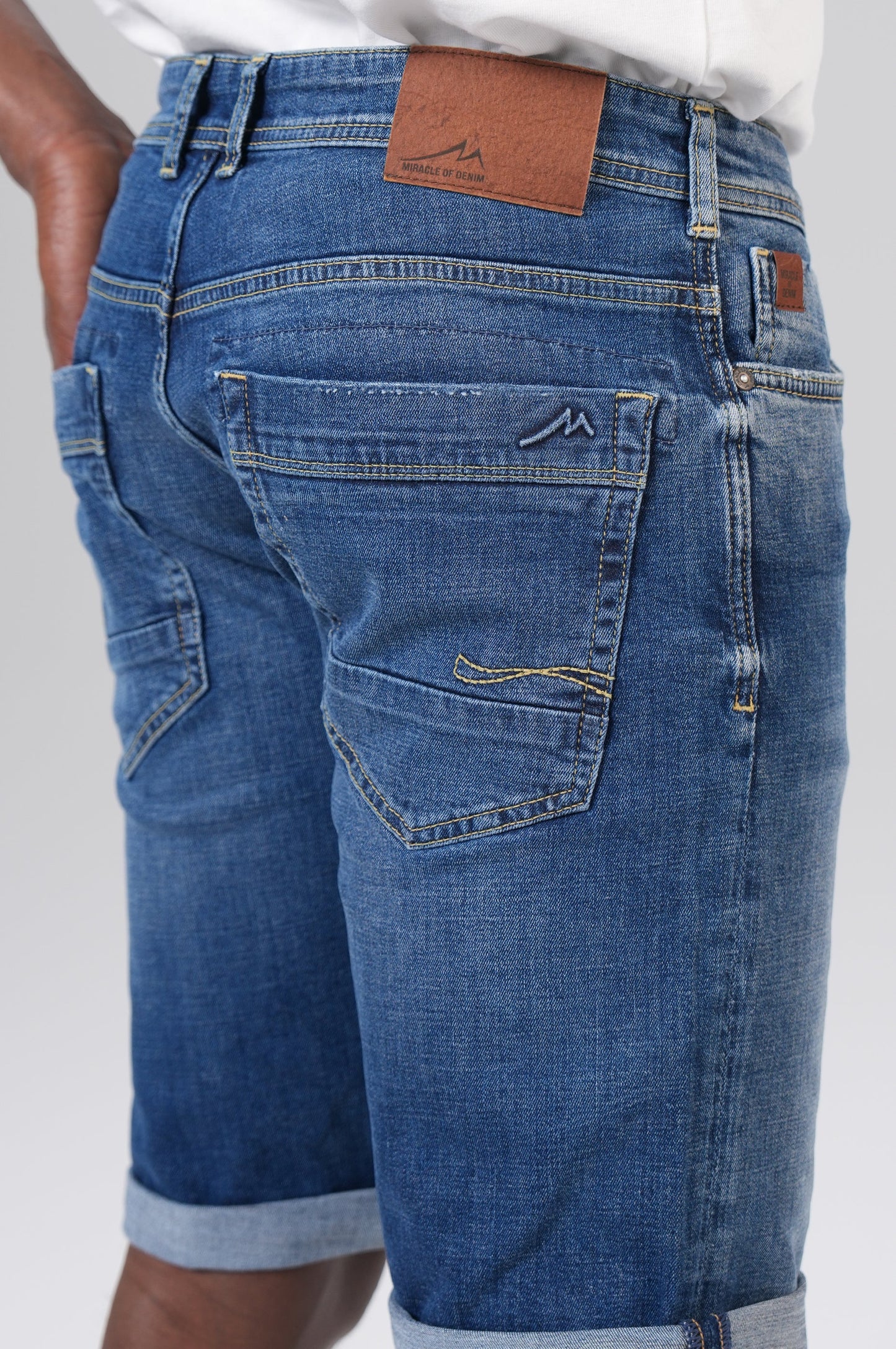 Thomas Shorts | Alien Blue