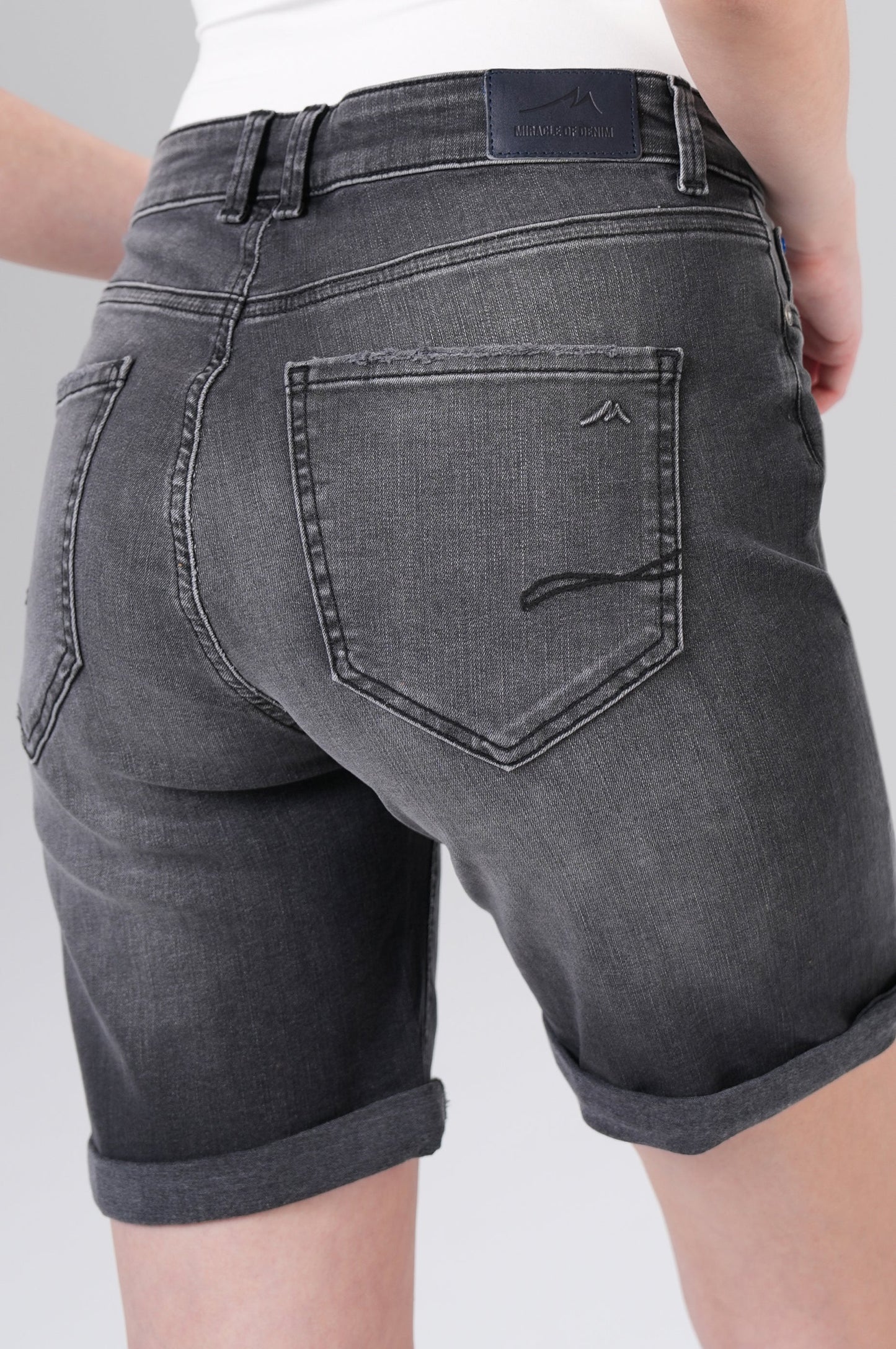 Lucky Shorts | Asper Black