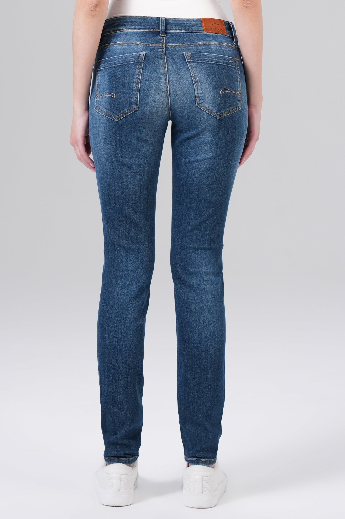 Monika Slim Fit | Amber Blue