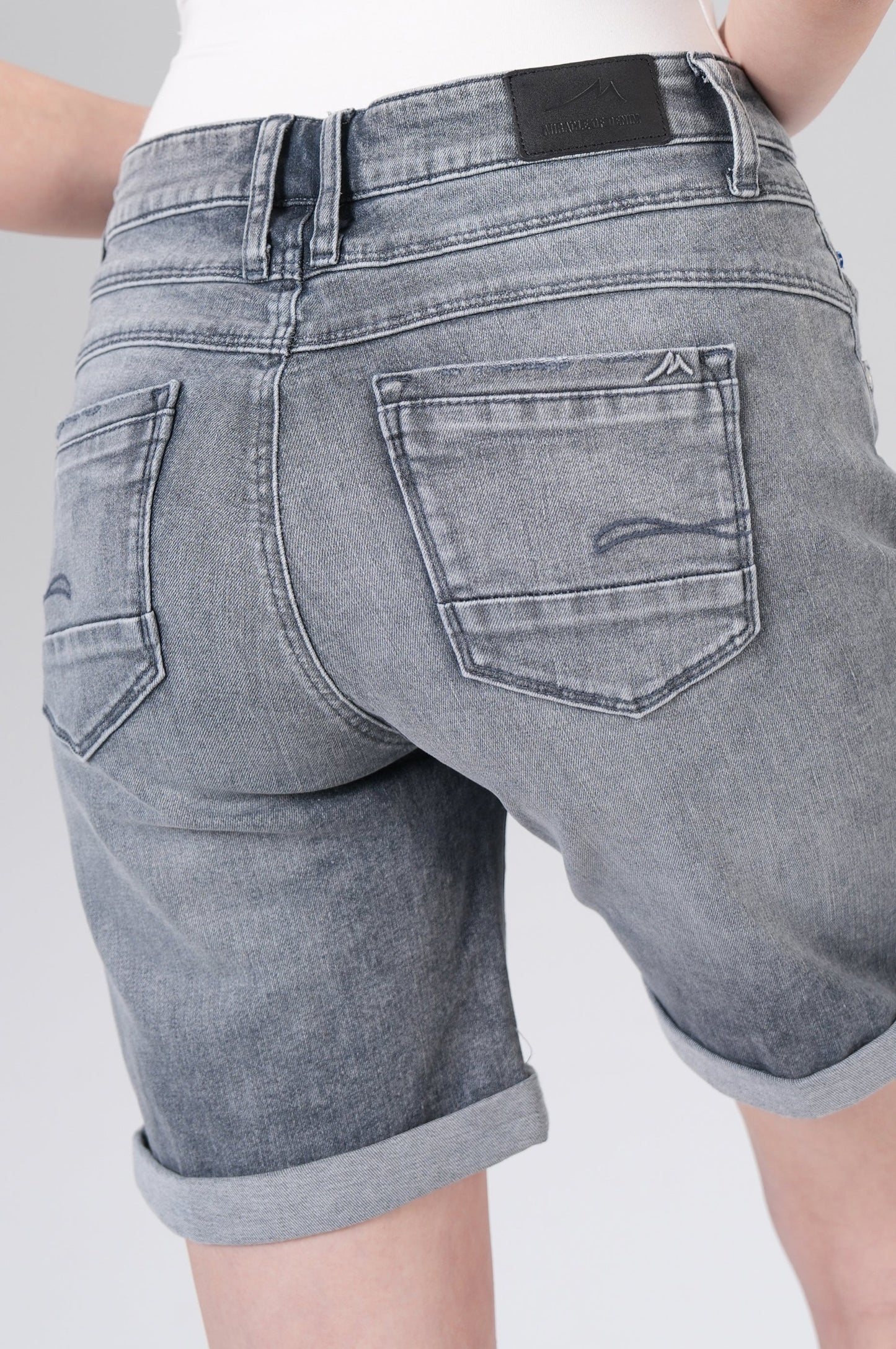 Bettina Shorts | Alabama Grey