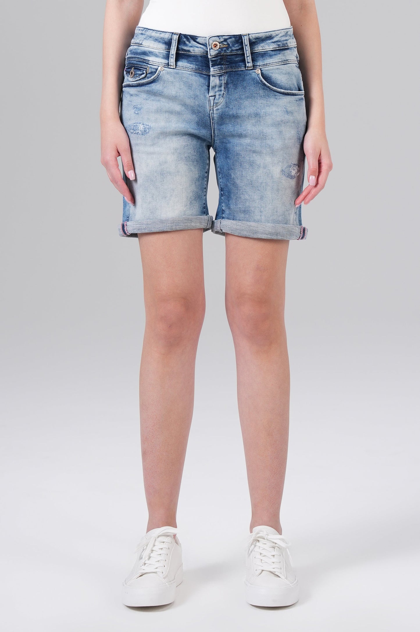 Bettina Shorts | Ascott Blue