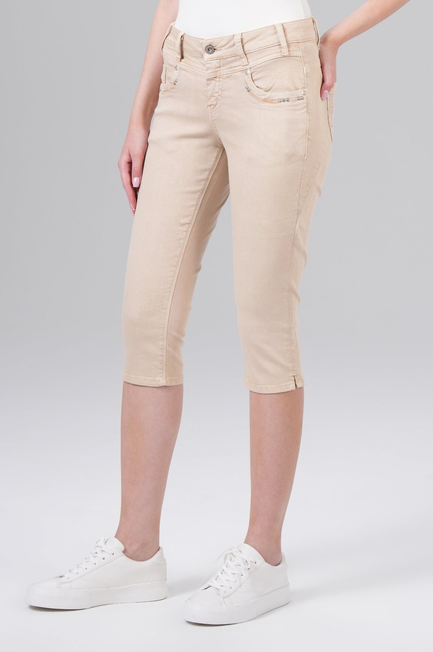 Rita Capri | Beige