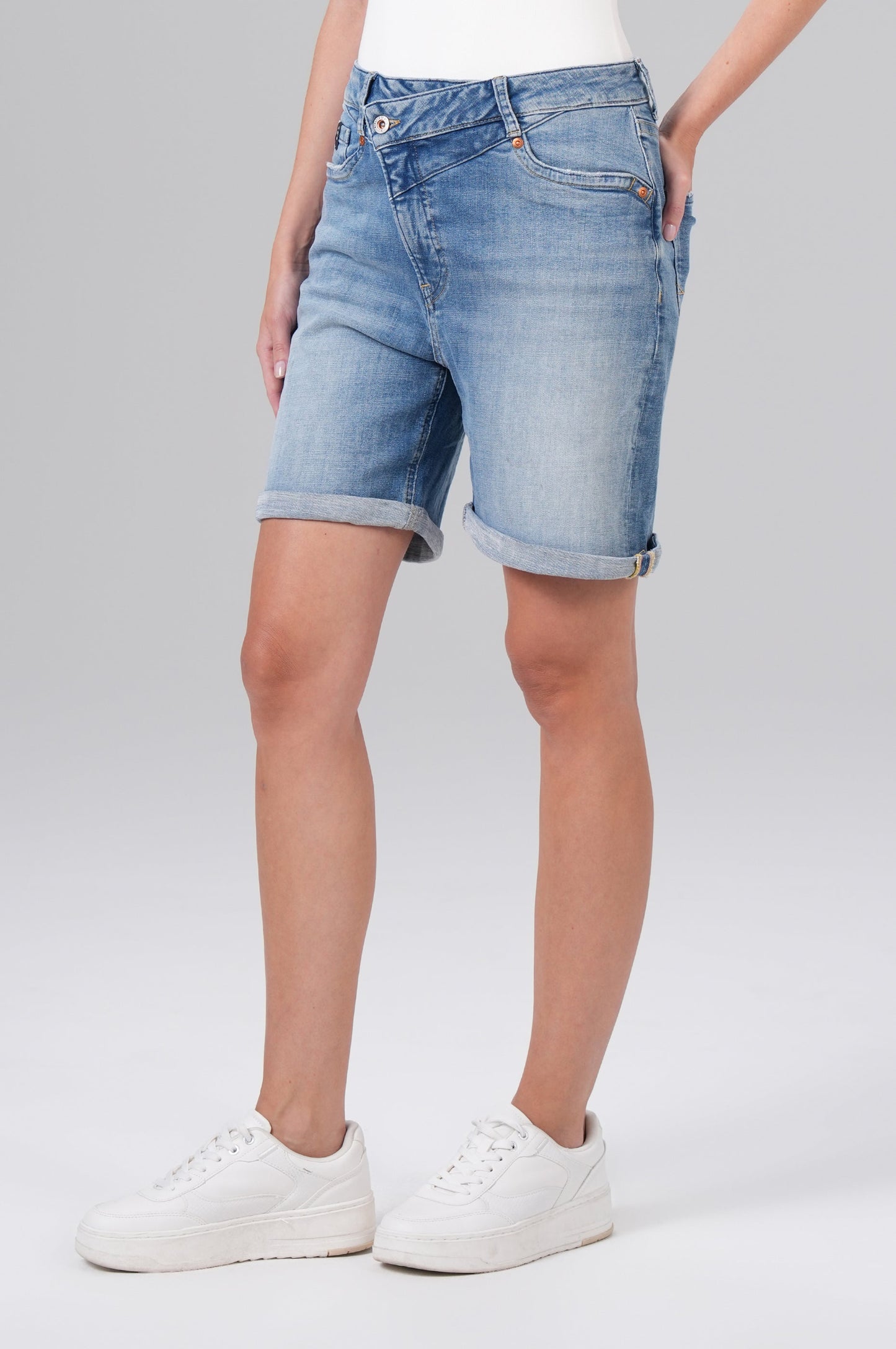 Iris Shorts | Alpaka Blue