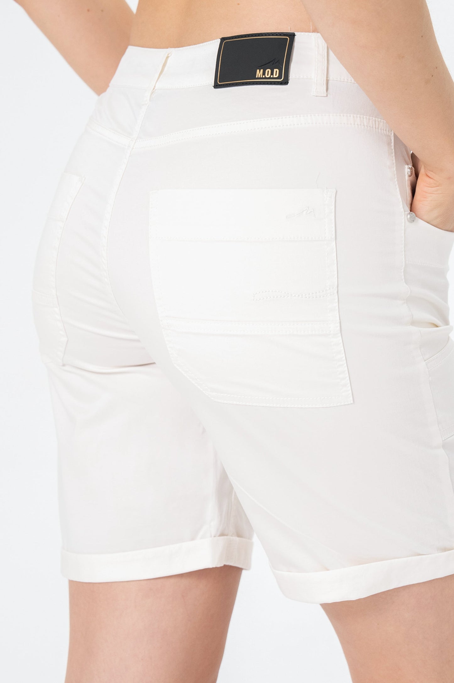 Ira Shorts | White