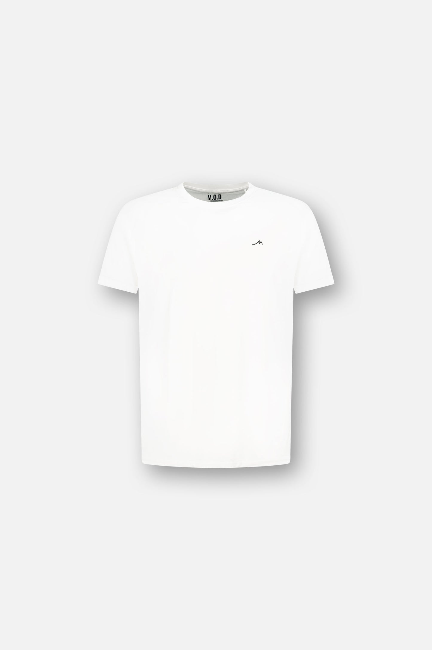 LEO | White