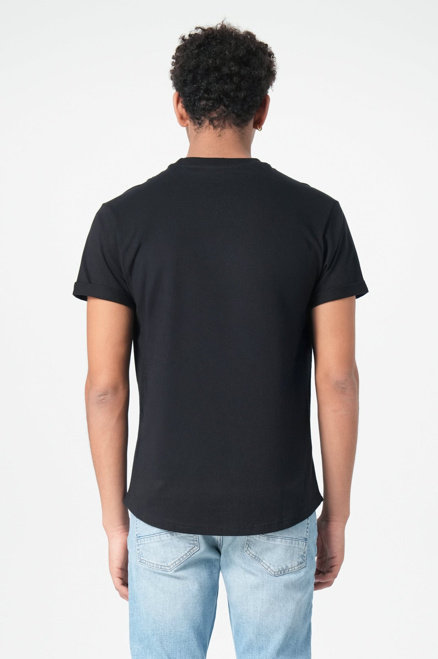 LEO | Black