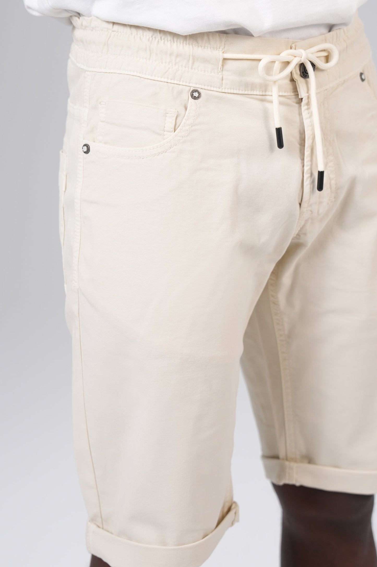 Thomas Shorts | Soft Bone