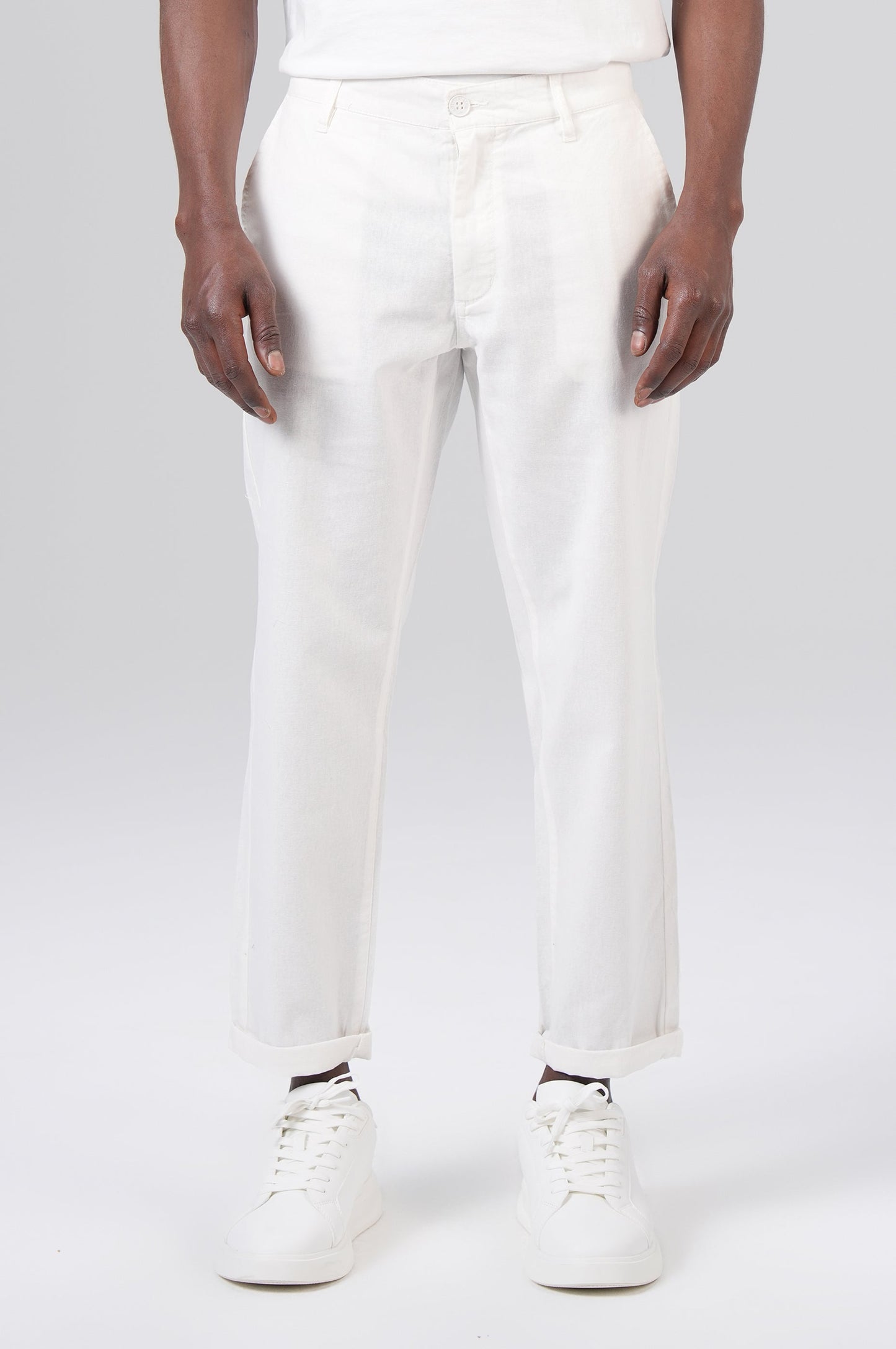 Hugo Chino | Soft White