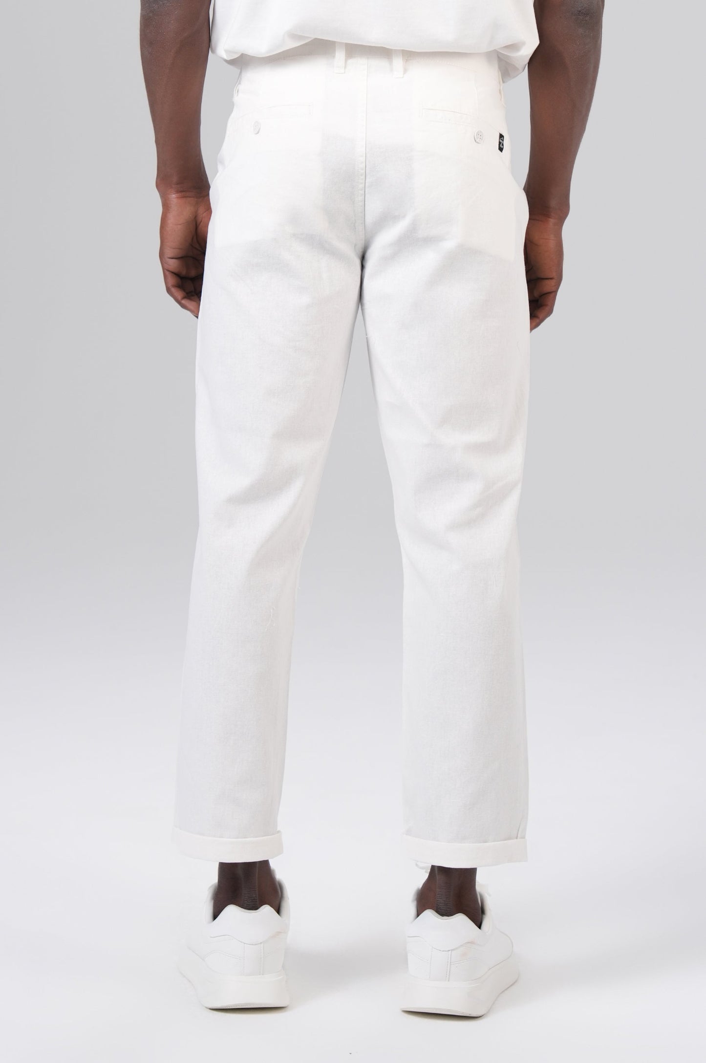 Hugo Chino | Soft White