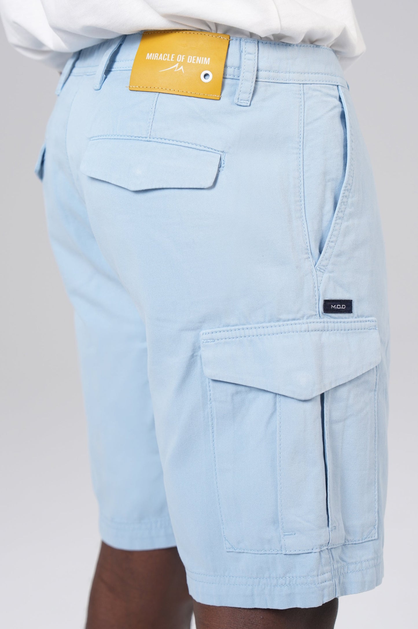 Elliot Cargo Shorts | Soft Blue