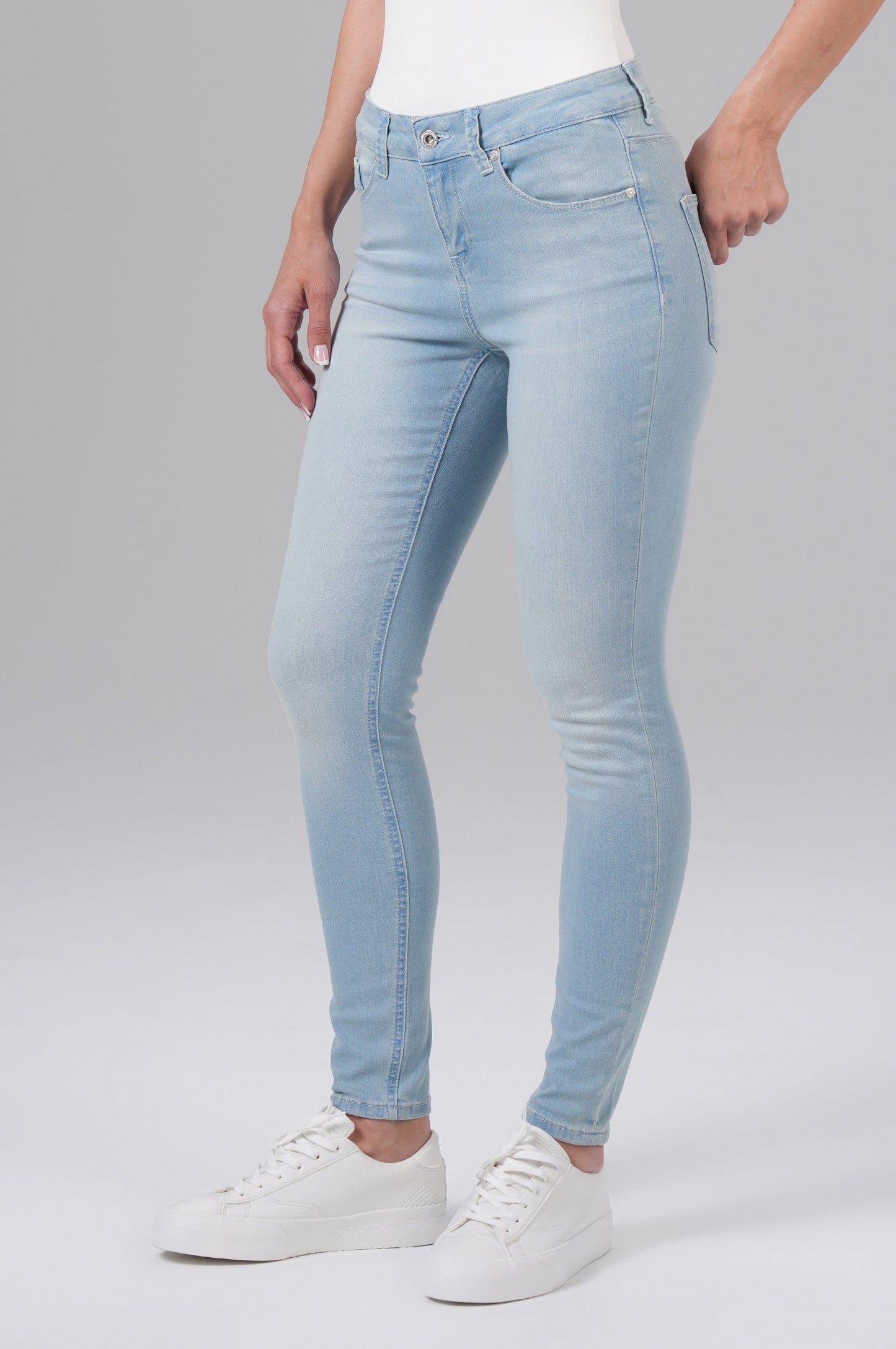 Sina Skinny Fit | Book Blue