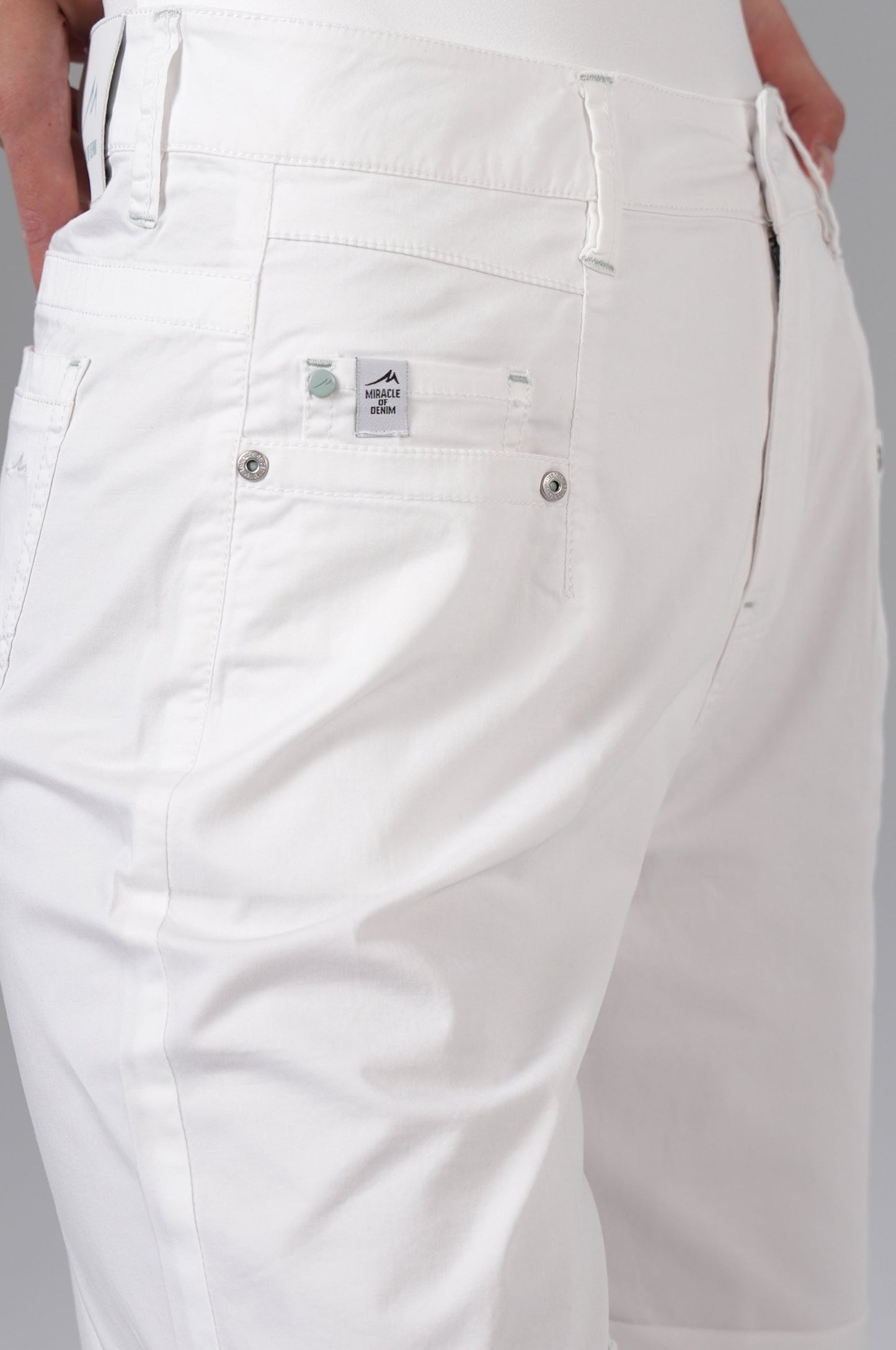 Nairobi Shorts | Soft White
