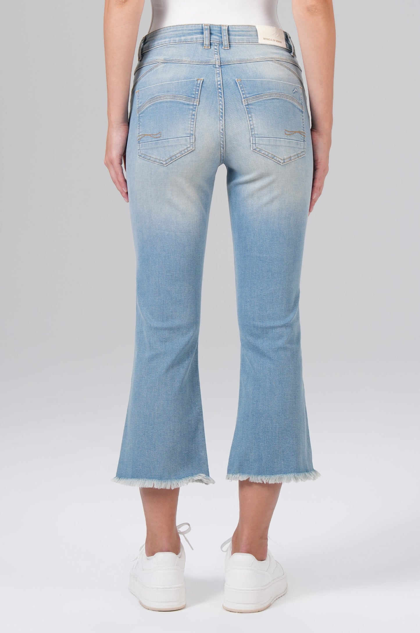 Suzy Kick Flared | Bank Blue