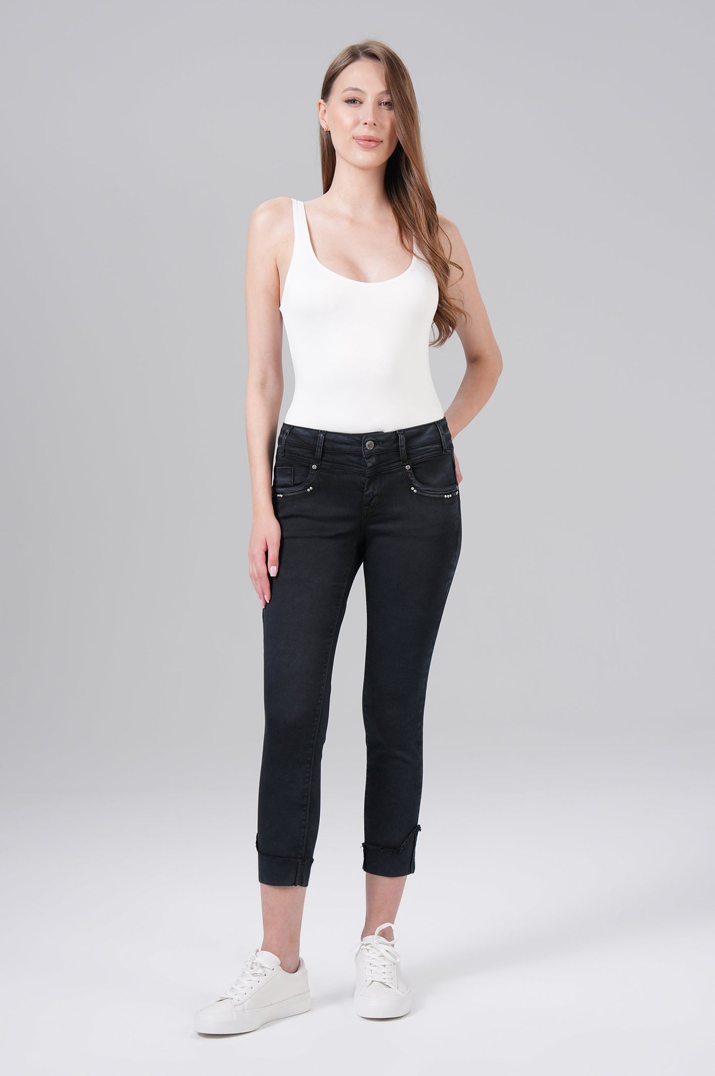 Rita Regular Fit | Black Wash