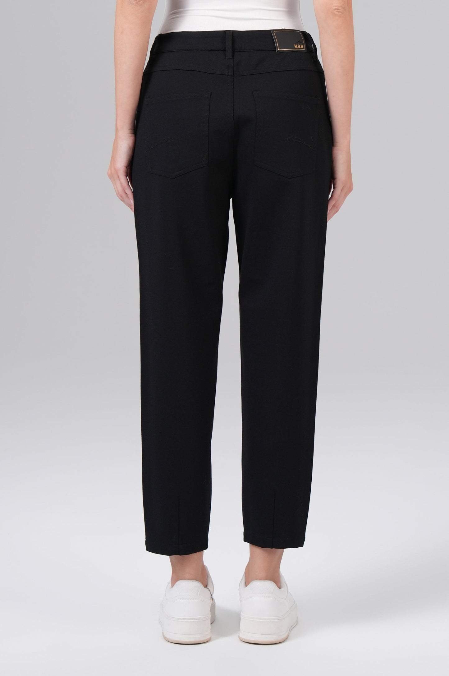 Coco Chino | Black