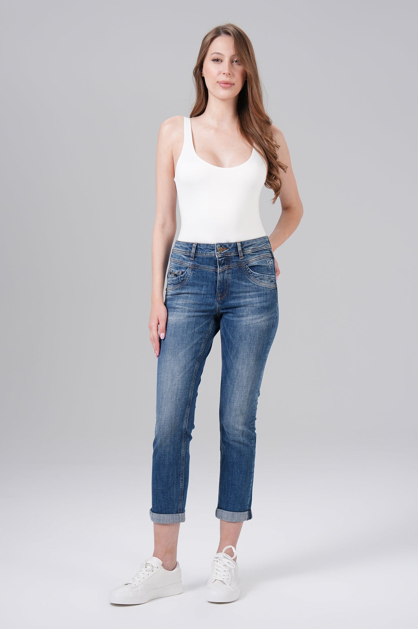 Rea High Regular Fit | Cord Blue