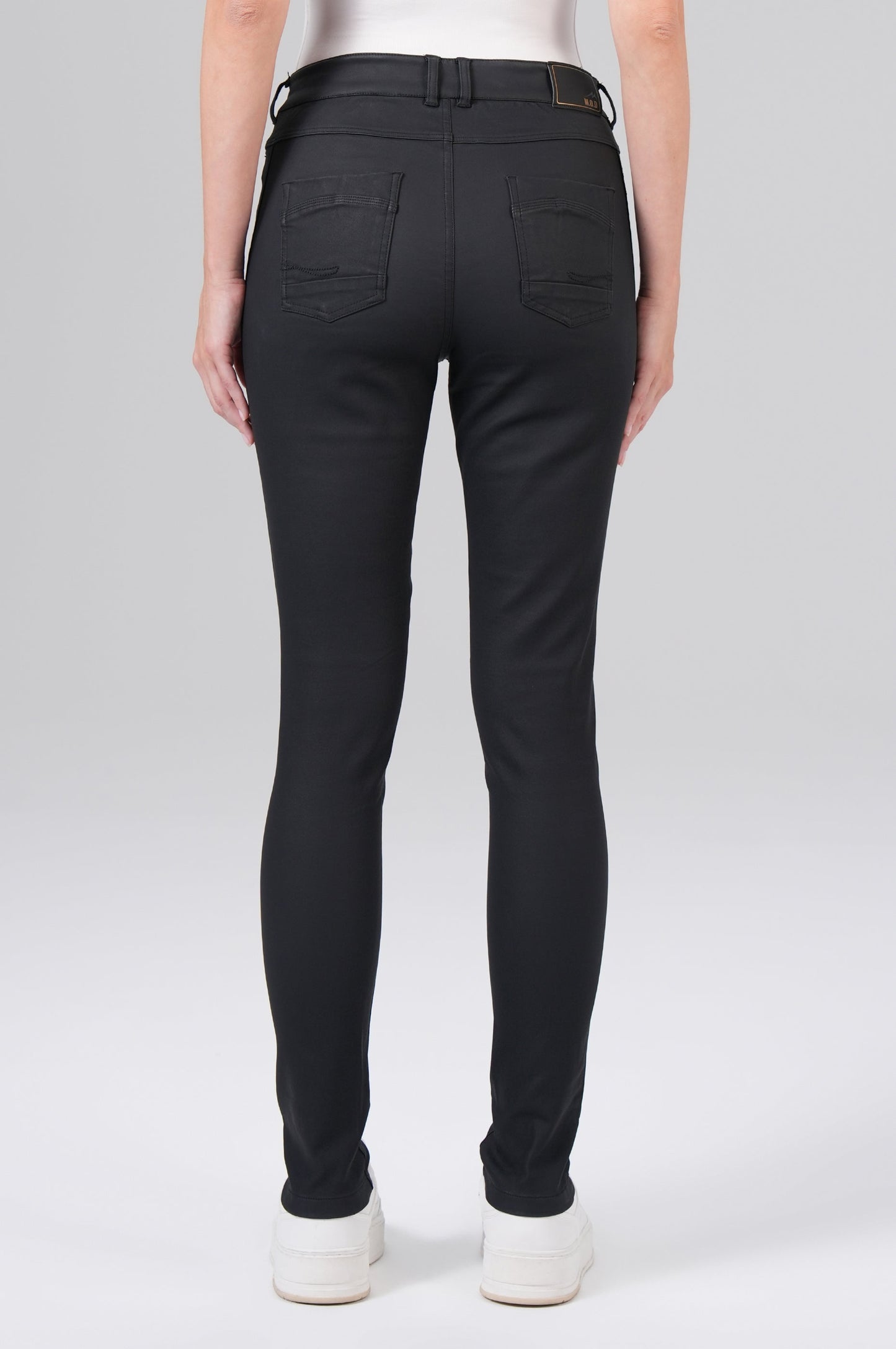 Suzy Skinny Fit | Black