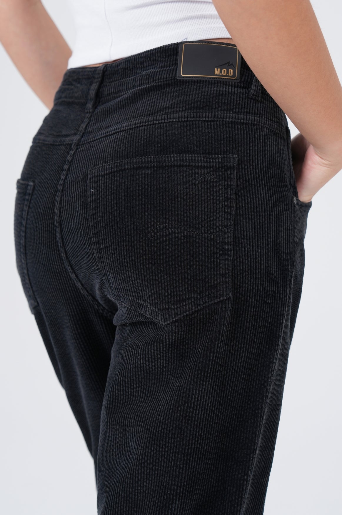 Coco Chino | Black Cord