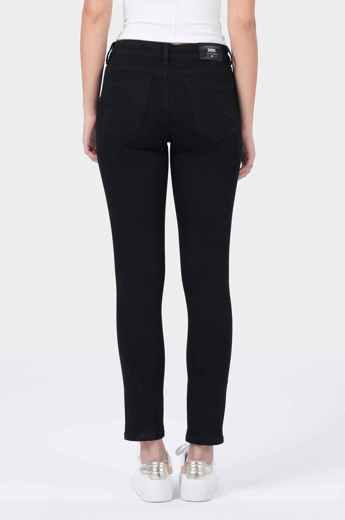 Monika Slim | Black