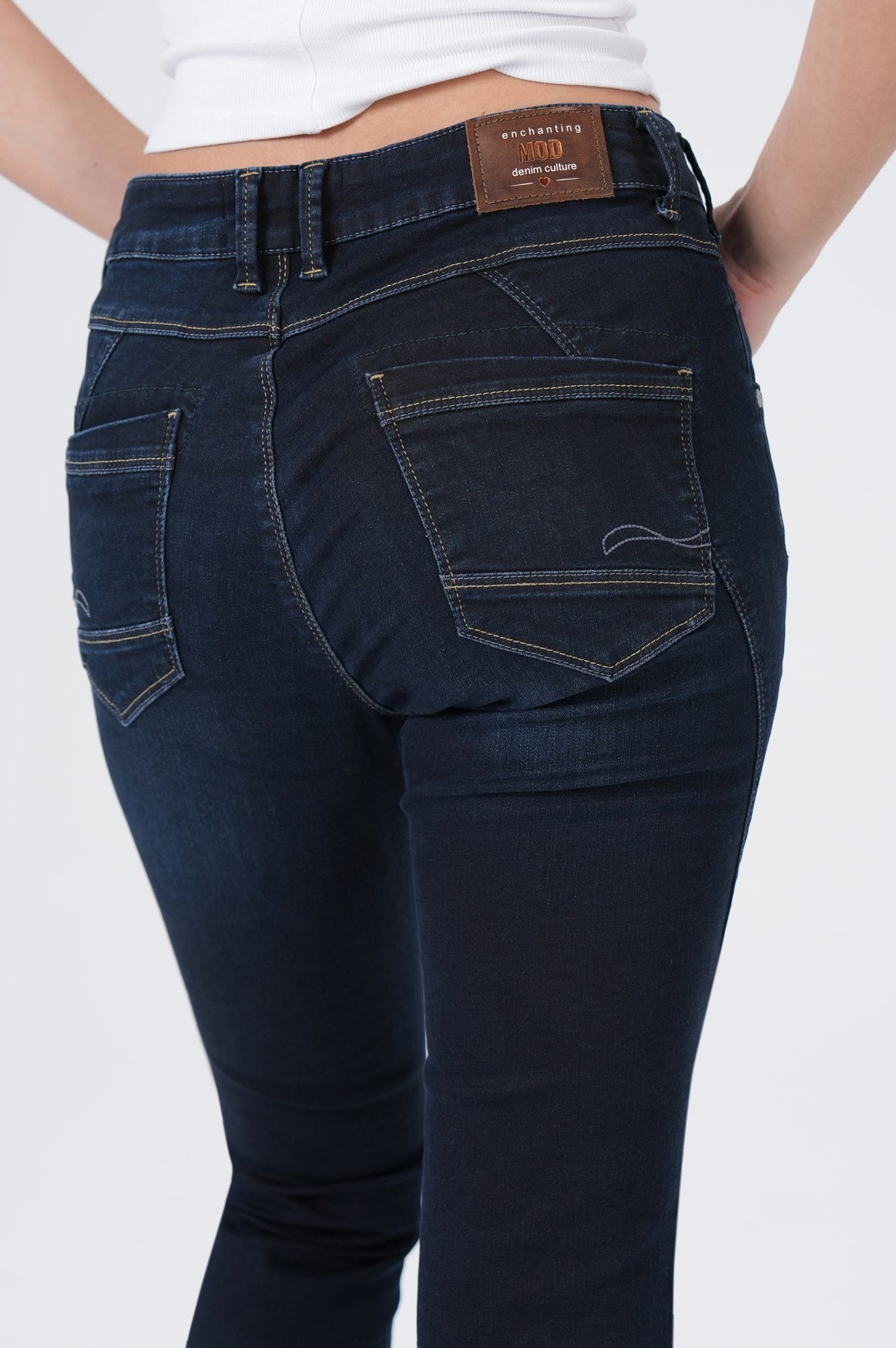 Rea Regular | Verona Blue