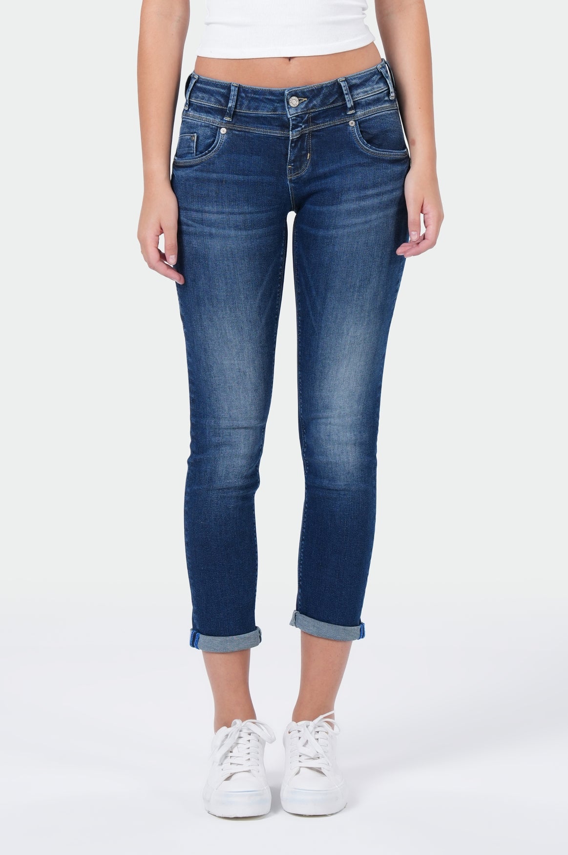Rea Regular | Entitle Blue