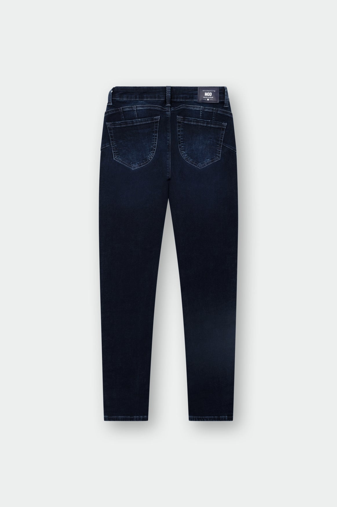 Sarah Skinny | Engine Blue