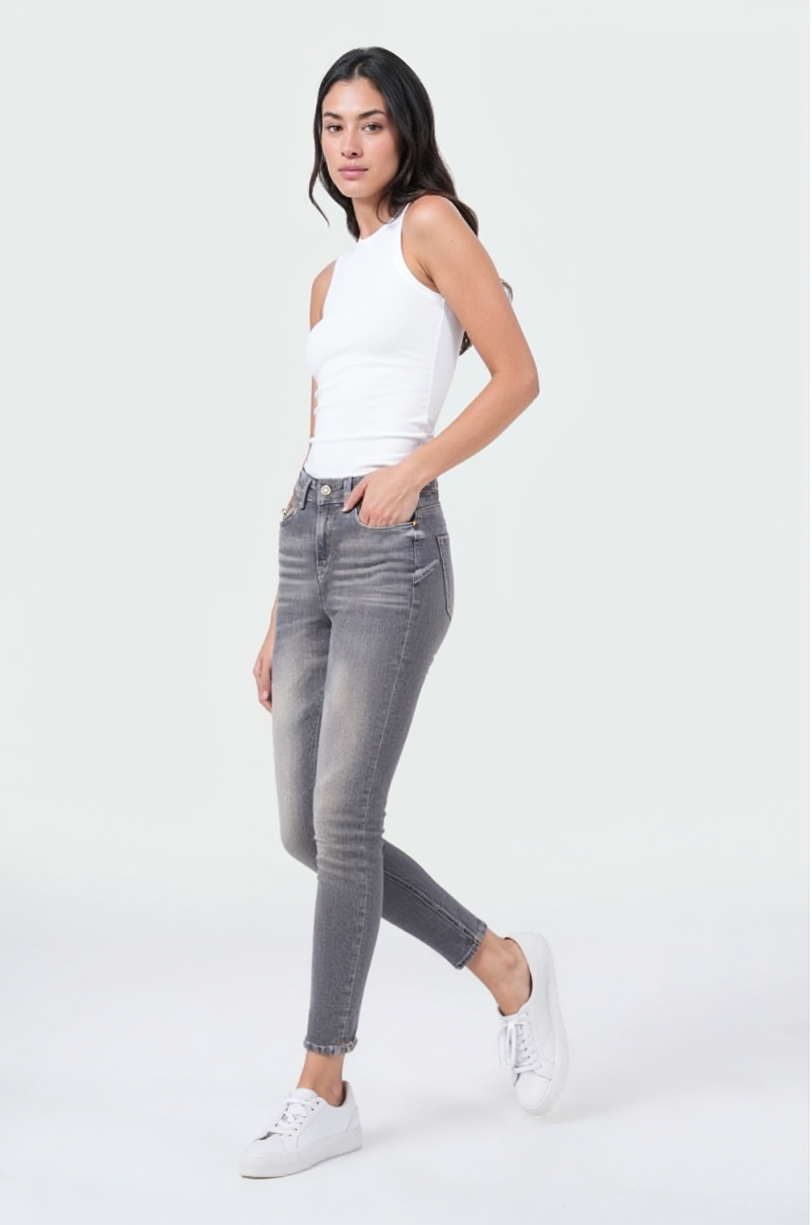 Sarah Skinny | Equal Grey