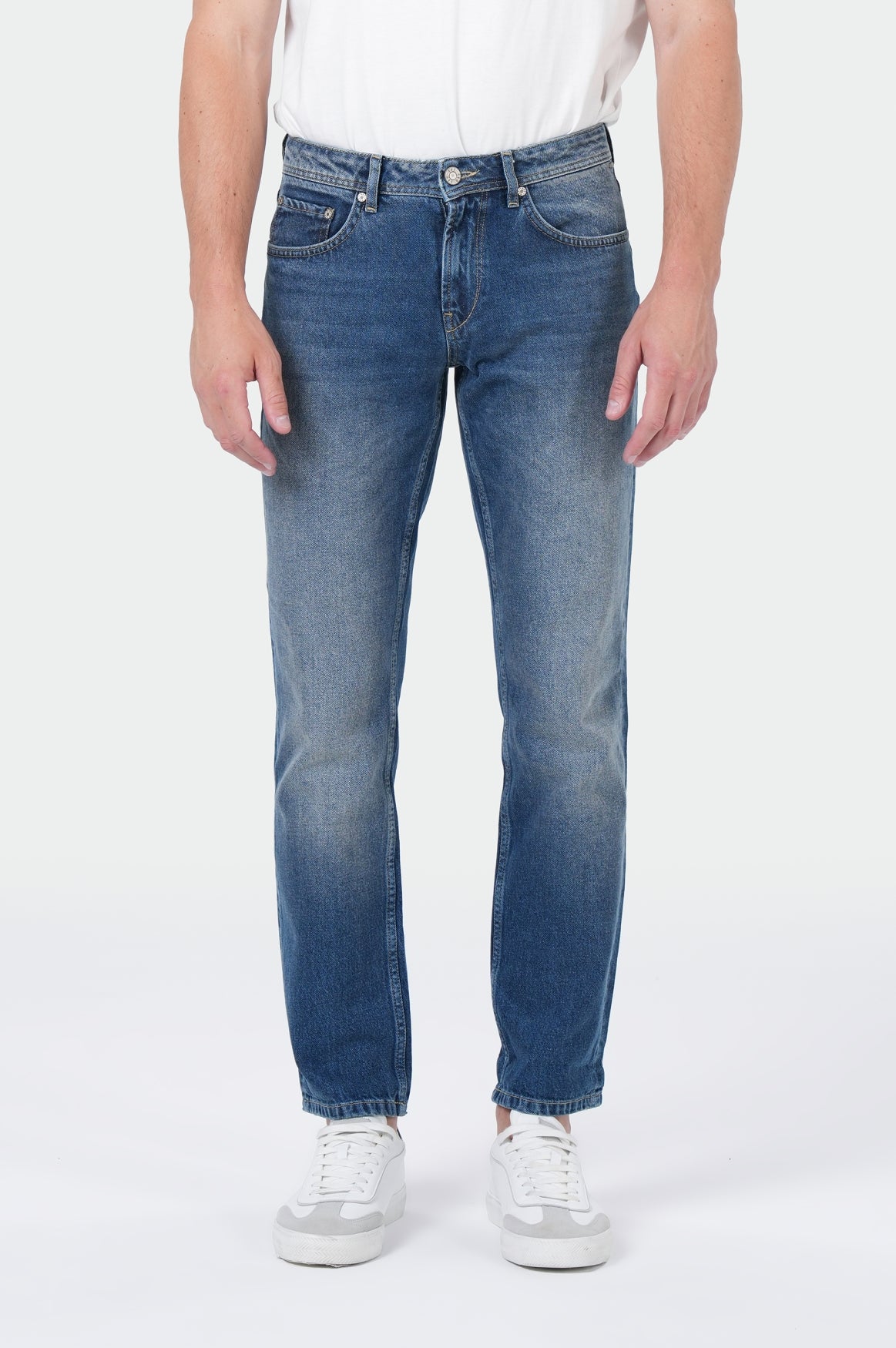 Tyson Comfort | Eleven Blue