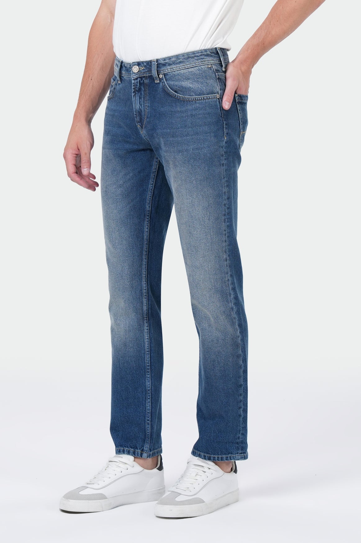 Tyson Comfort | Eleven Blue