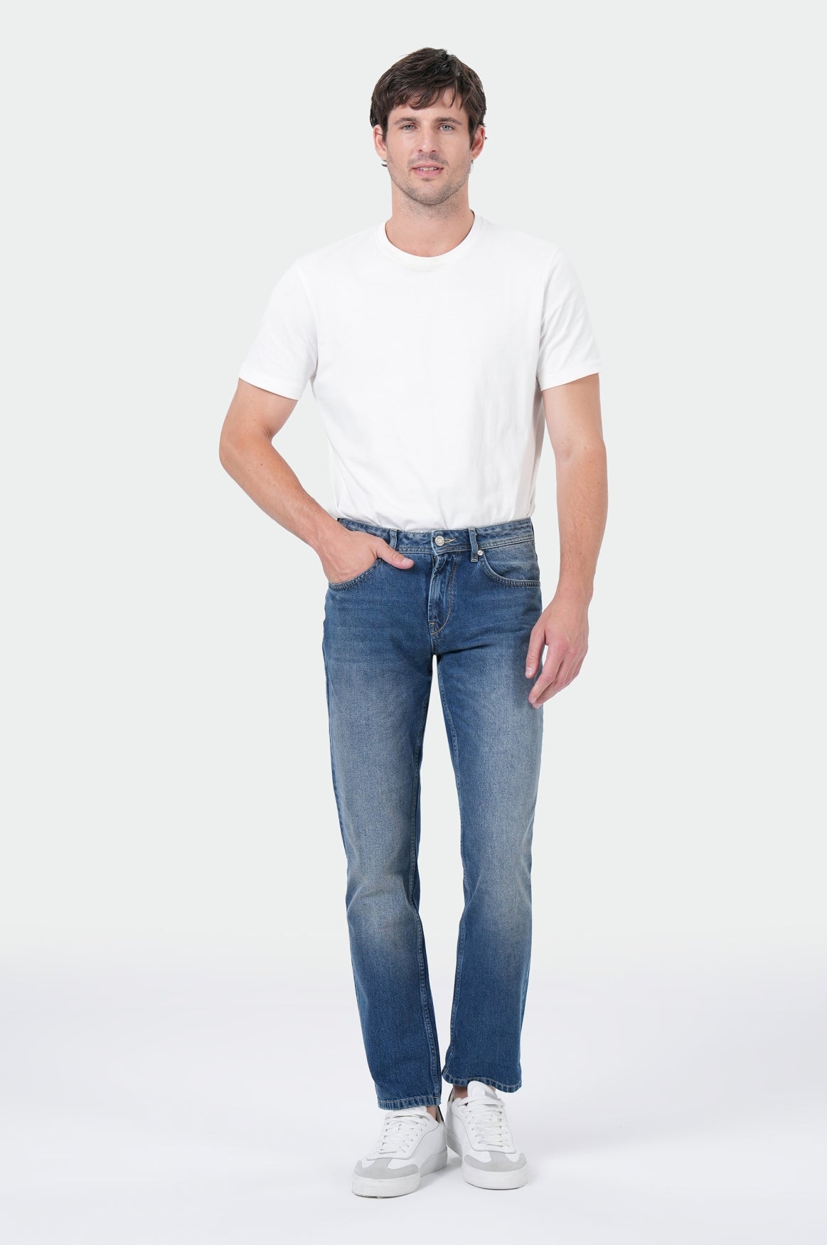 Tyson Comfort | Eleven Blue